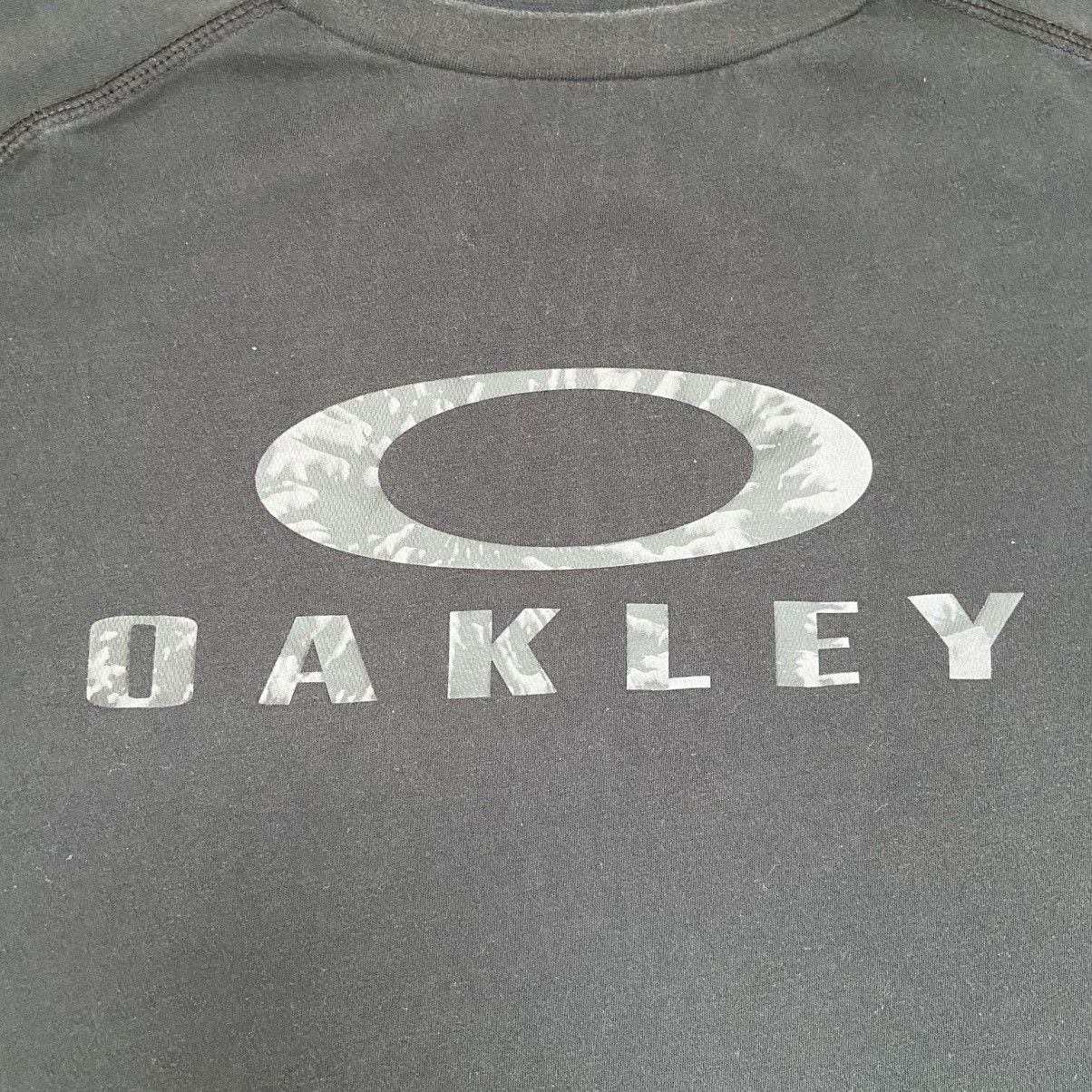 Oakley Oakley Men’s Camo Logo Hydrolix T-Shirt Size Large Size US L / EU 52-54 / 3 - 5 Thumbnail