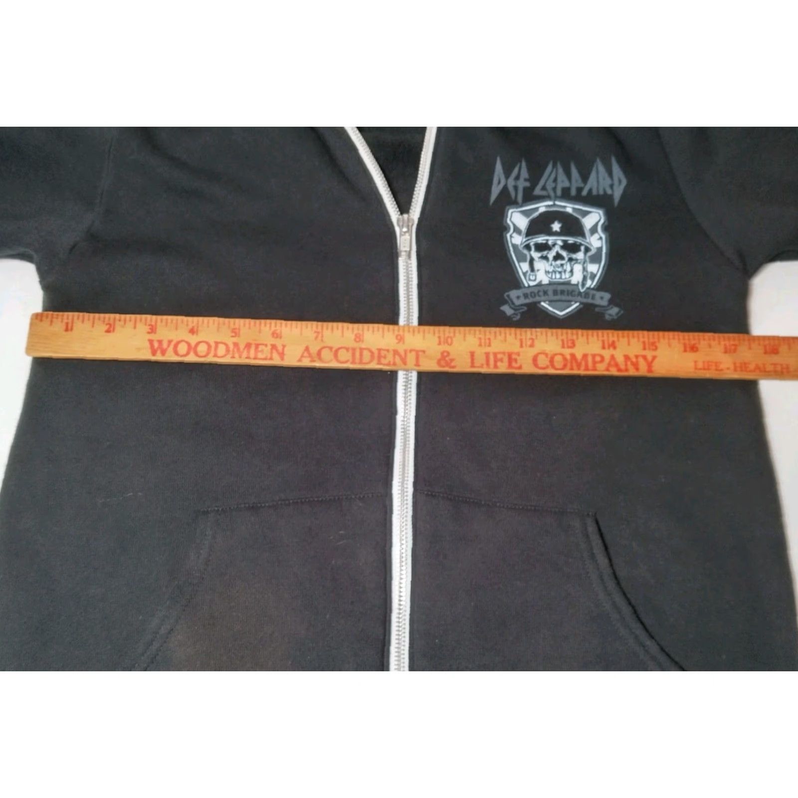 Vintage VINTAGE Def Leppard Hoodie Men Small Zip Up Rock Brigade Stadium Tour 2022 Black Cotton Blend Size US S / EU 44-46 / 1 - 7 Thumbnail
