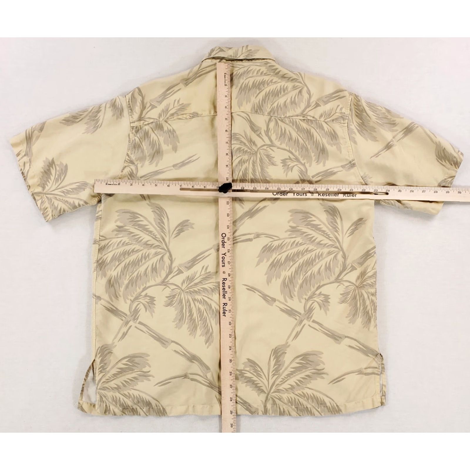 Tori Richard Tori Richard Camp Shirt Mens L Silk Yellow Hawaiian Palm Trees Short Sleeve Button-Up Size US L / EU 52-54 / 3 - 4 Thumbnail