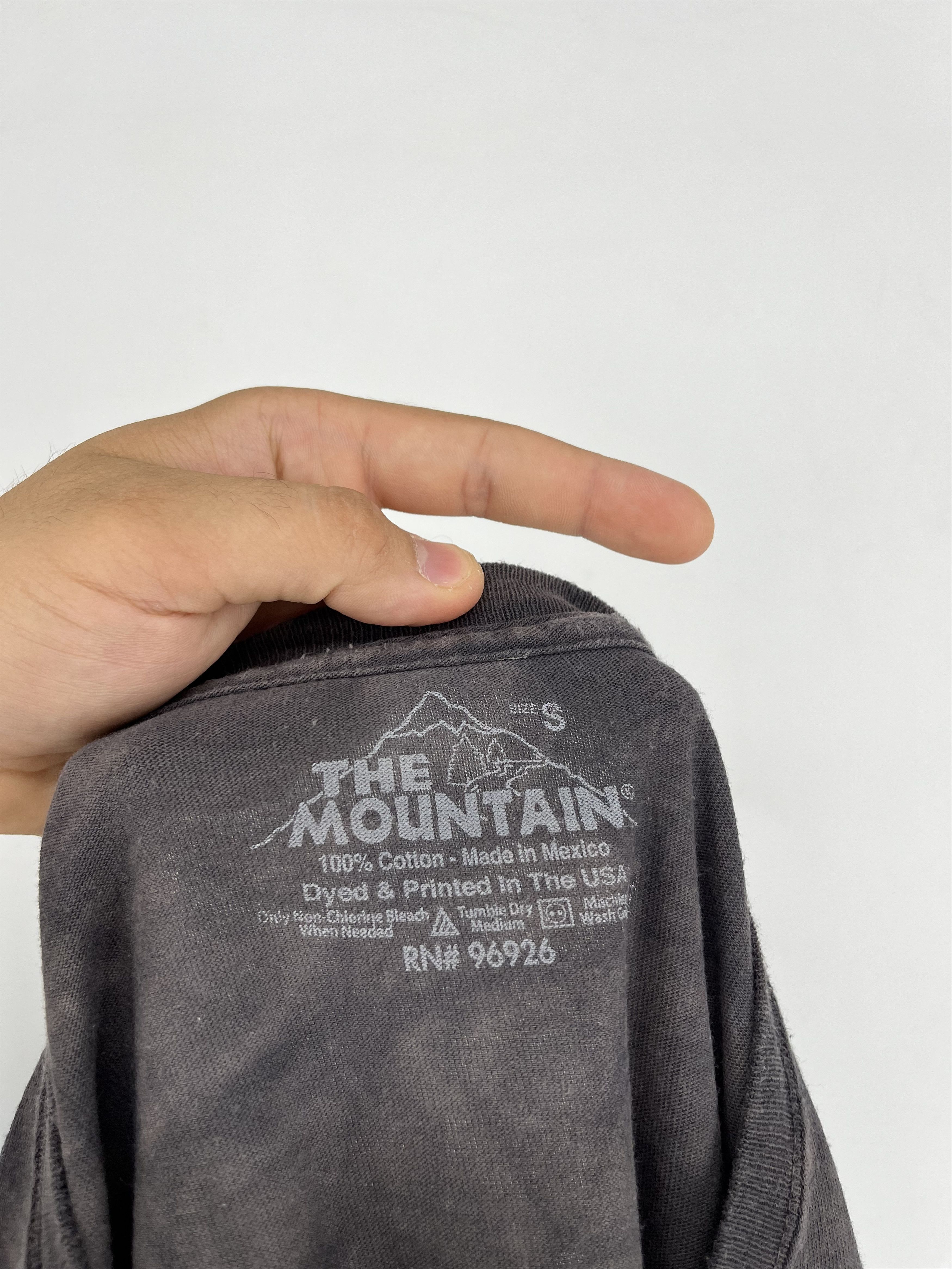 Other Vintage Y2K The Mountain Wolf Face Size S T-Shirt Size US S / EU 44-46 / 1 - 10 Thumbnail