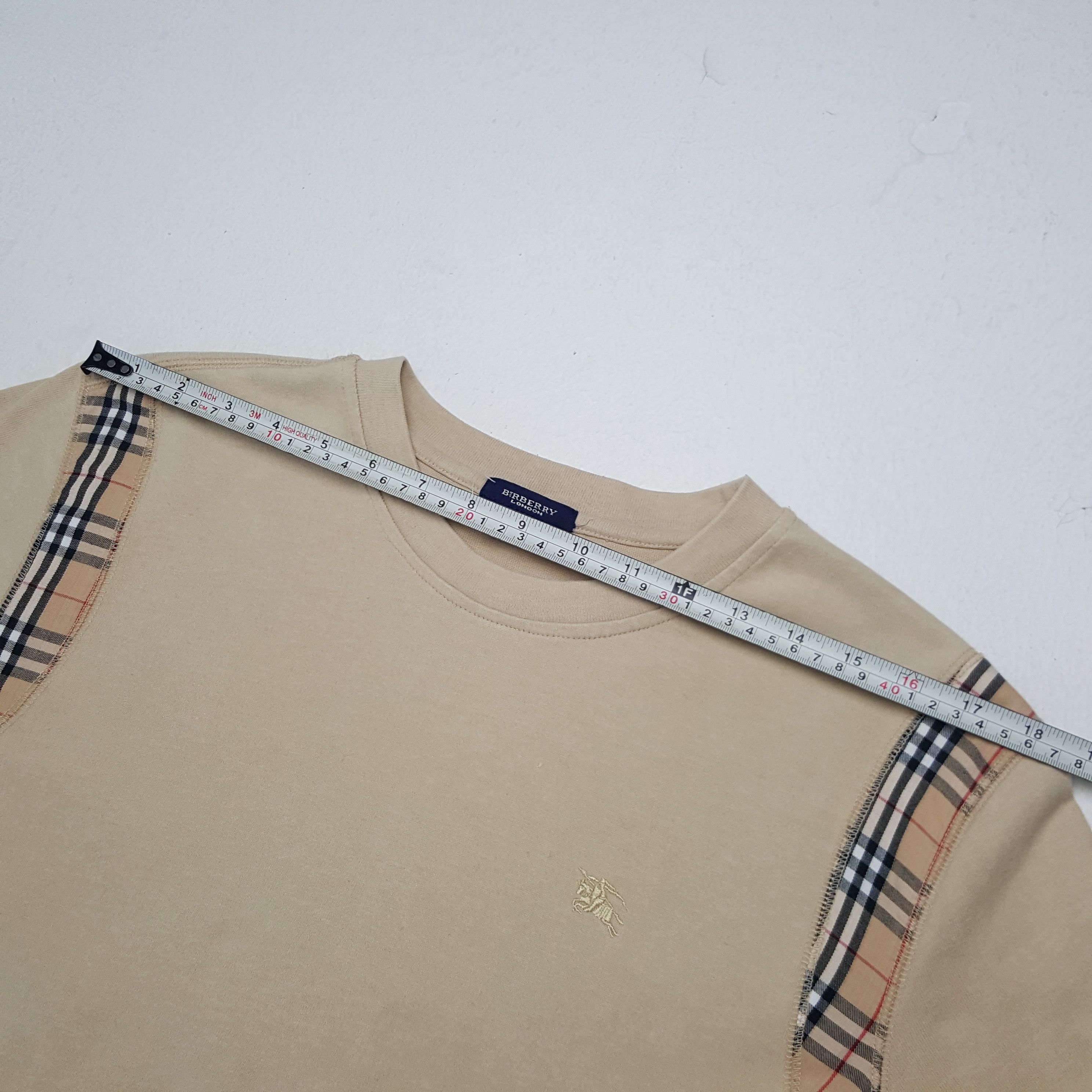 Burberry × Vintage Vintage Burberry London Nova Check Tshirt Size US M / EU 48-50 / 2 - 5 Thumbnail