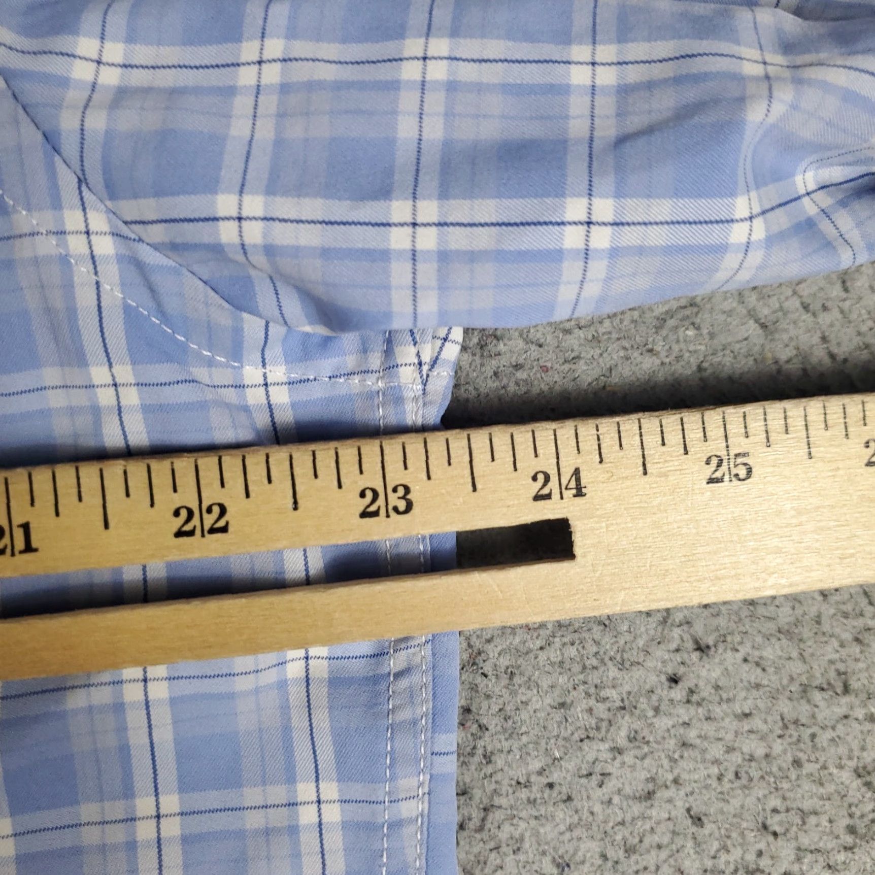 UNTUCKit UNTUCKit Shirt Mens L Blue Plaid Nylon Stretch Button Up Long Sleeve Size US L / EU 52-54 / 3 - 5 Thumbnail