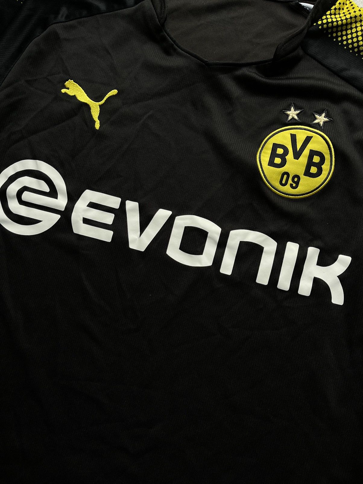 Other 2017 Puma BVB Borrusia Dortmund black jersey Size US M / EU 48-50 / 2 - 4 Thumbnail