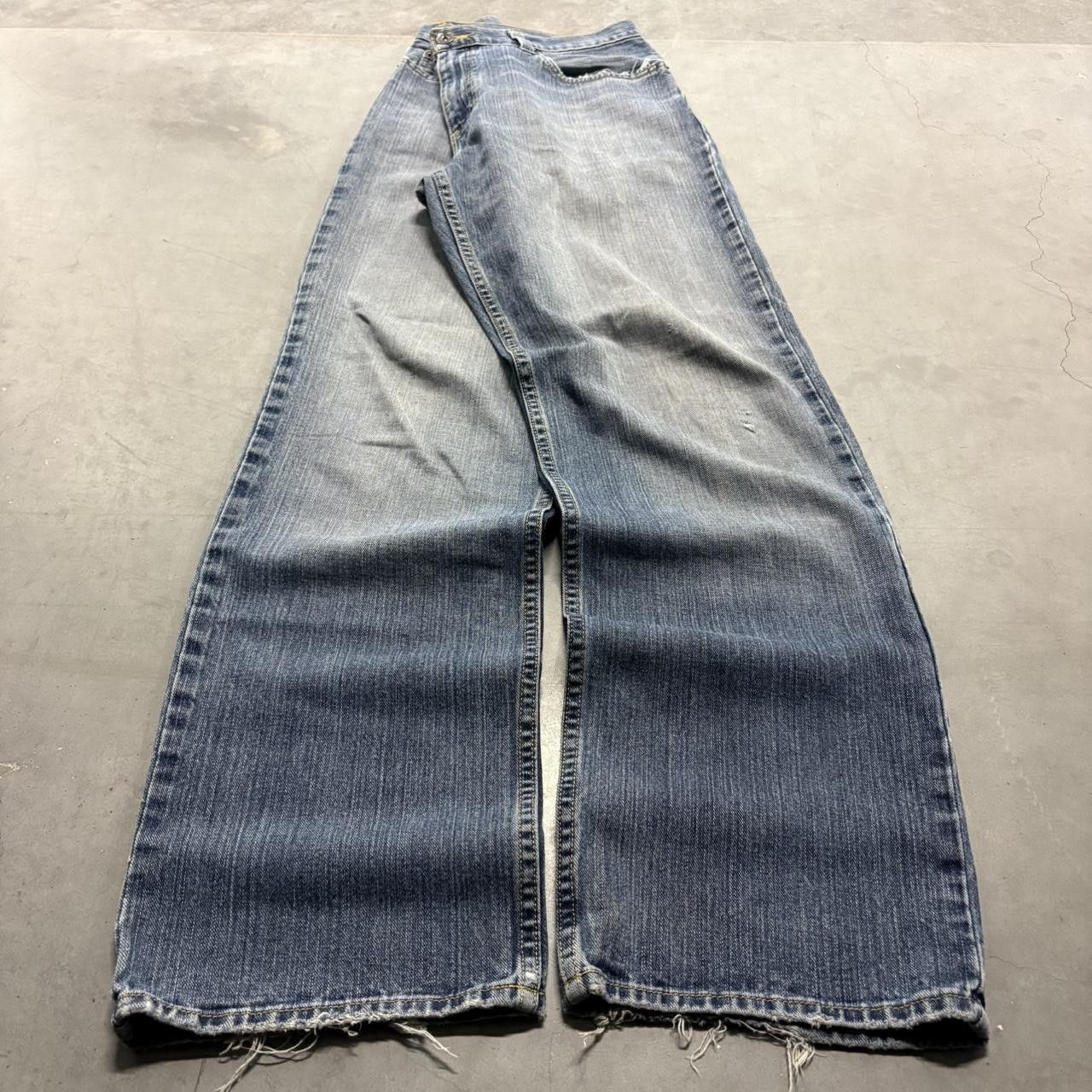 Vintage Crazy Vintage Y2K/2000s Baggy Skater Style Streetwear Y2K Style Medium Wash Denim Jeans! Size US 34 / EU 50 - 3 Thumbnail