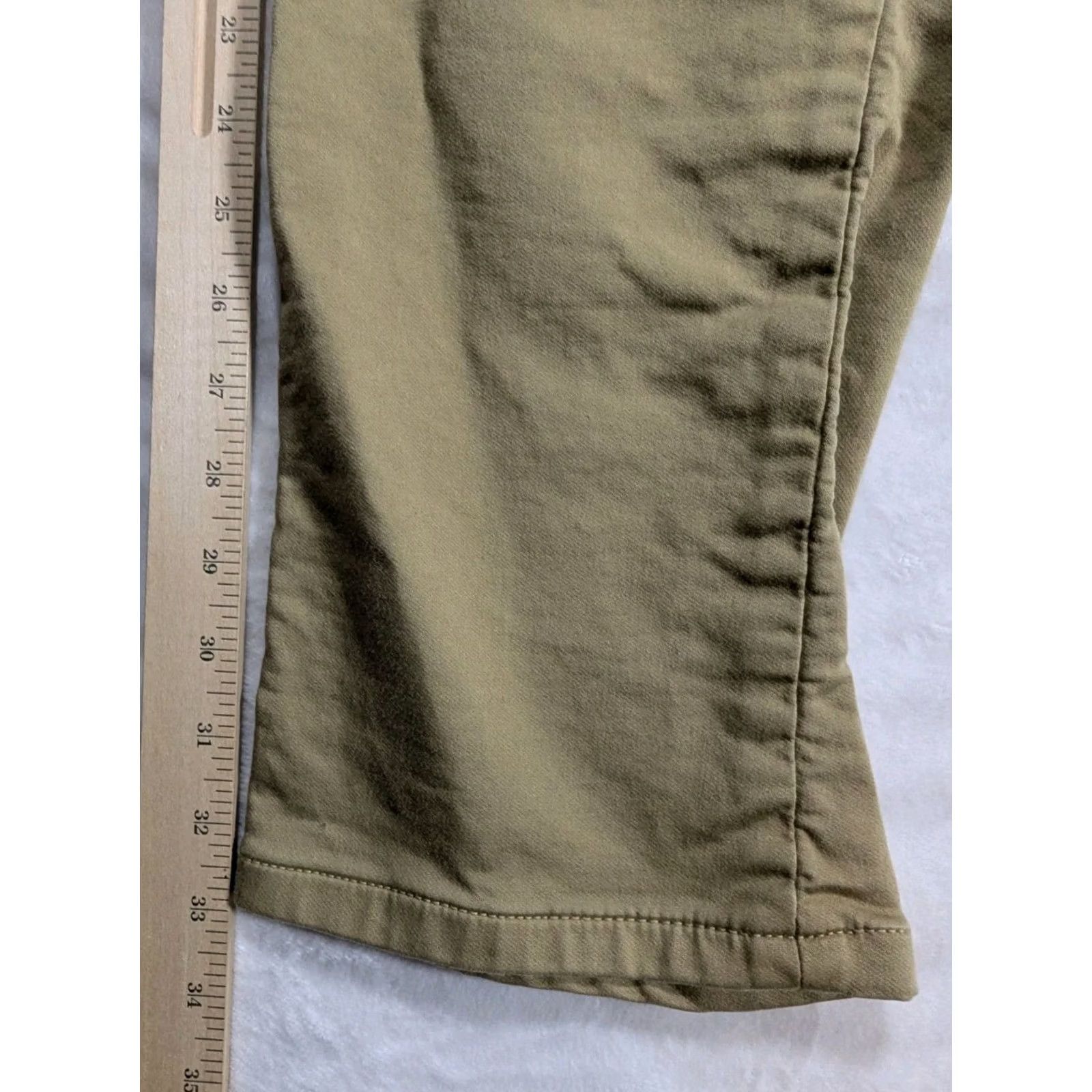 Quince Quince Mens Pants 32x34 Tan Khaki Traveler 5 Pocket Stretch EUC Jeans Be beige 33 Inseam Details: Travel Mens Regular Front Flat Pocket Stretch] Size US 32 / EU 48 - 7 Thumbnail