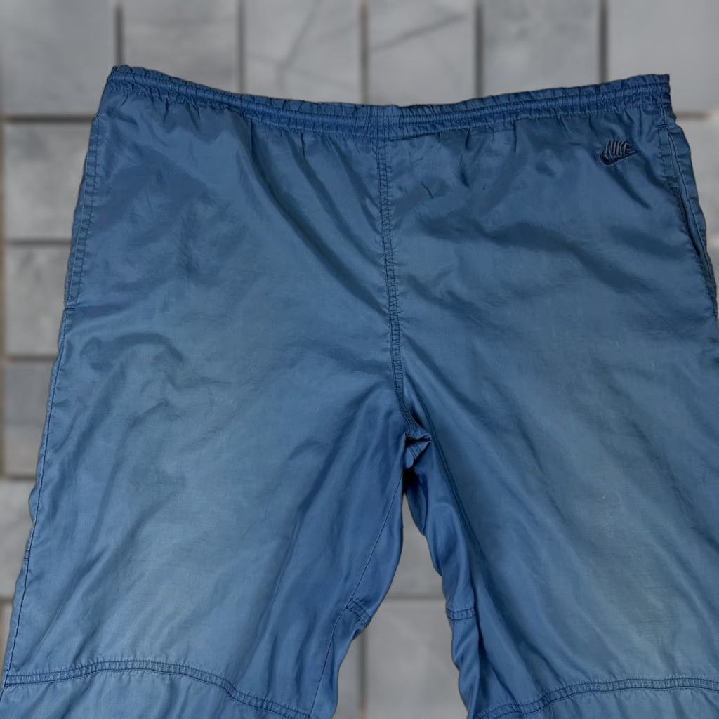 Nike VINTAGE Nike Pants Mens L Blue Nylon Jogger Windbreaker Track 80s Rare Vtg L Modern Classic 90s Logo Men Size US 33 - 1 Thumbnail