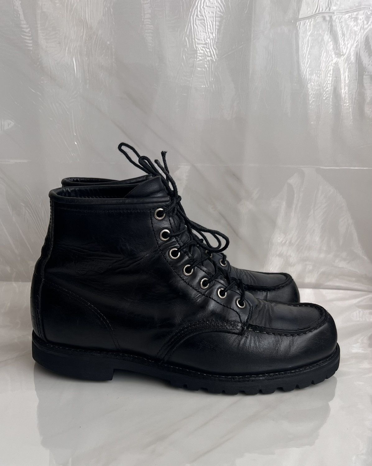 Red Wing Red wing #8130 classic moc toe black leather boot size 8 D Size US 8 / EU 41 - 4 Thumbnail