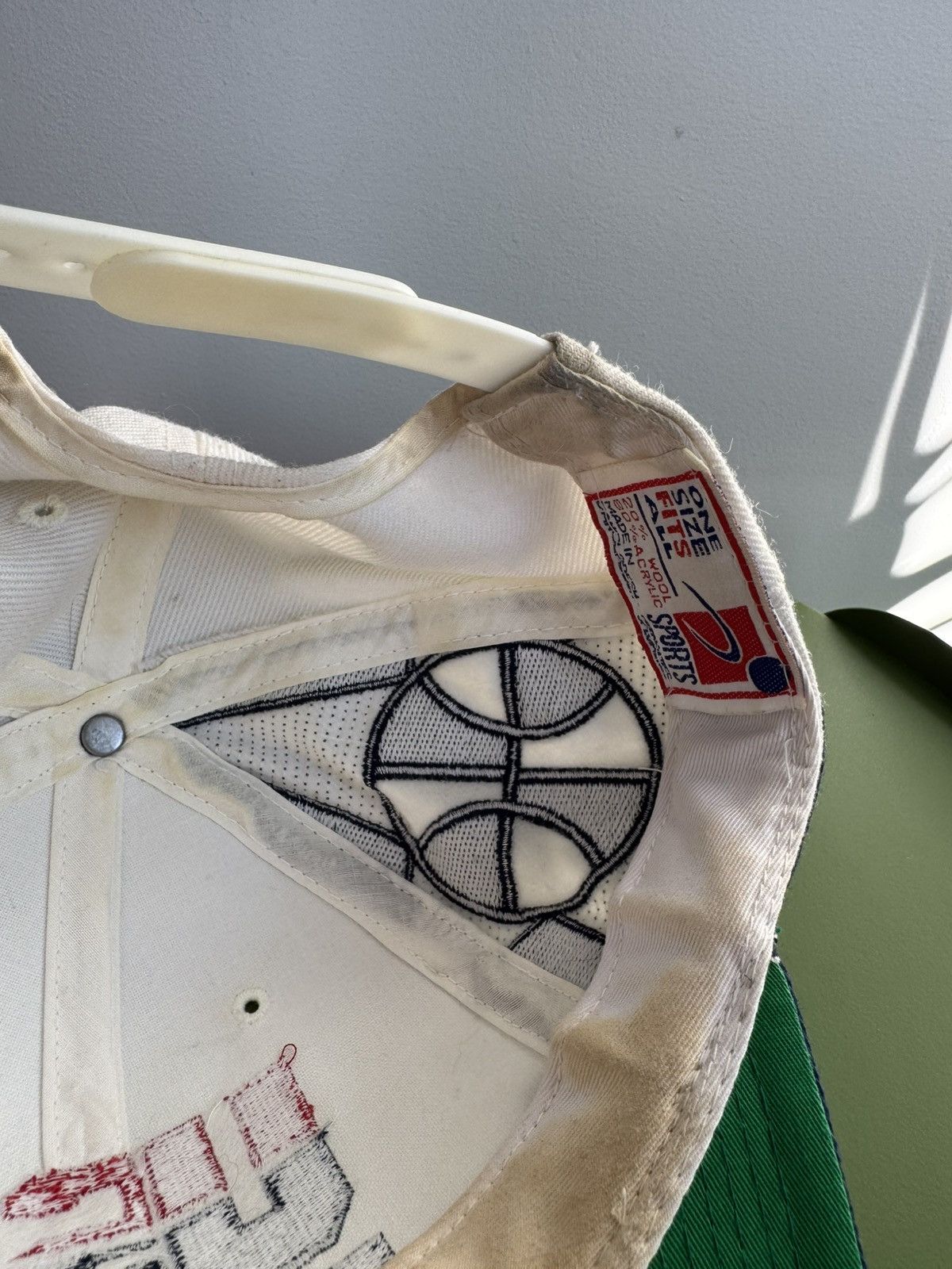 Sports Specialties Vintage Team USA basketball snapback Size ONE SIZE - 6 Thumbnail