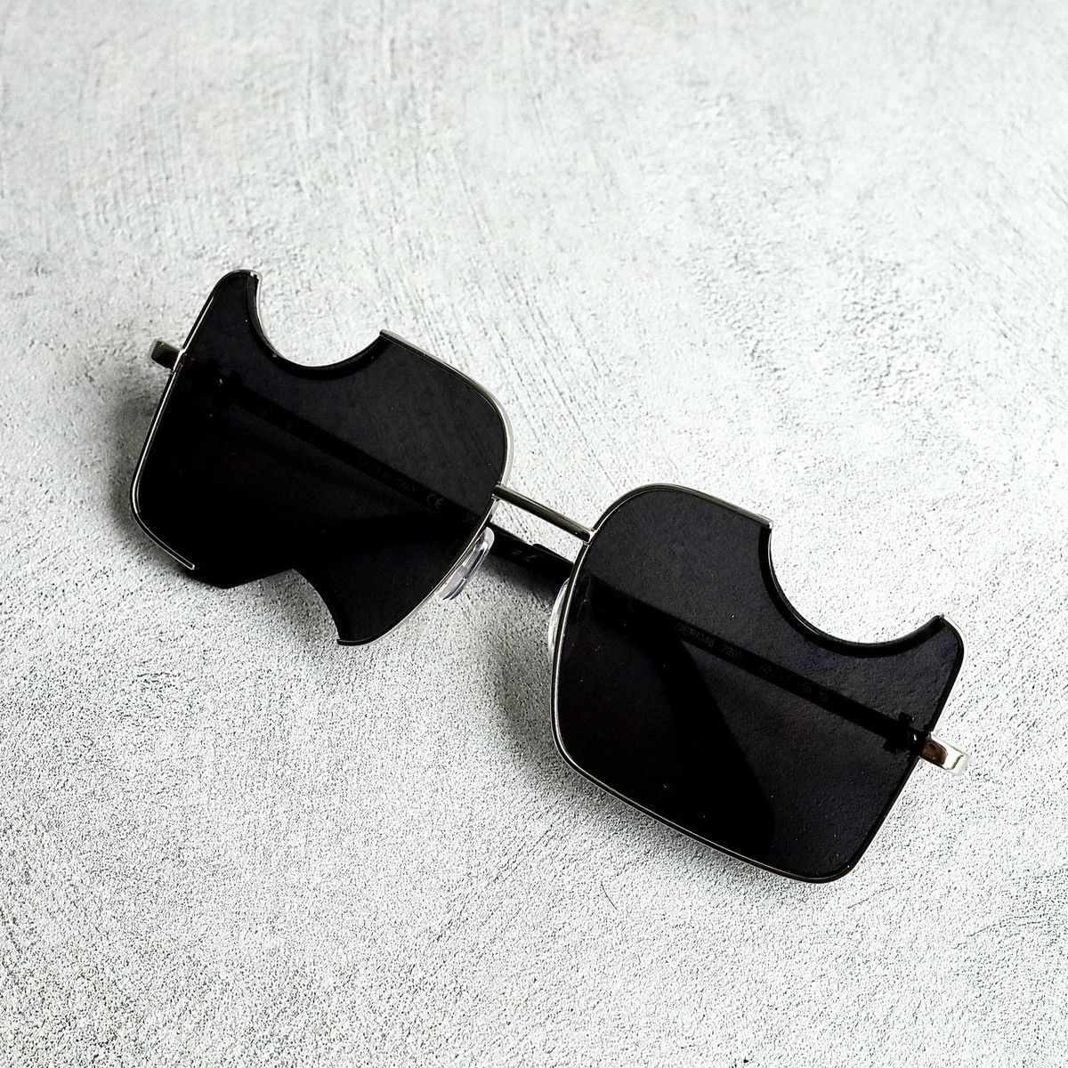 OFF WHITE SALVADOR GLASSES