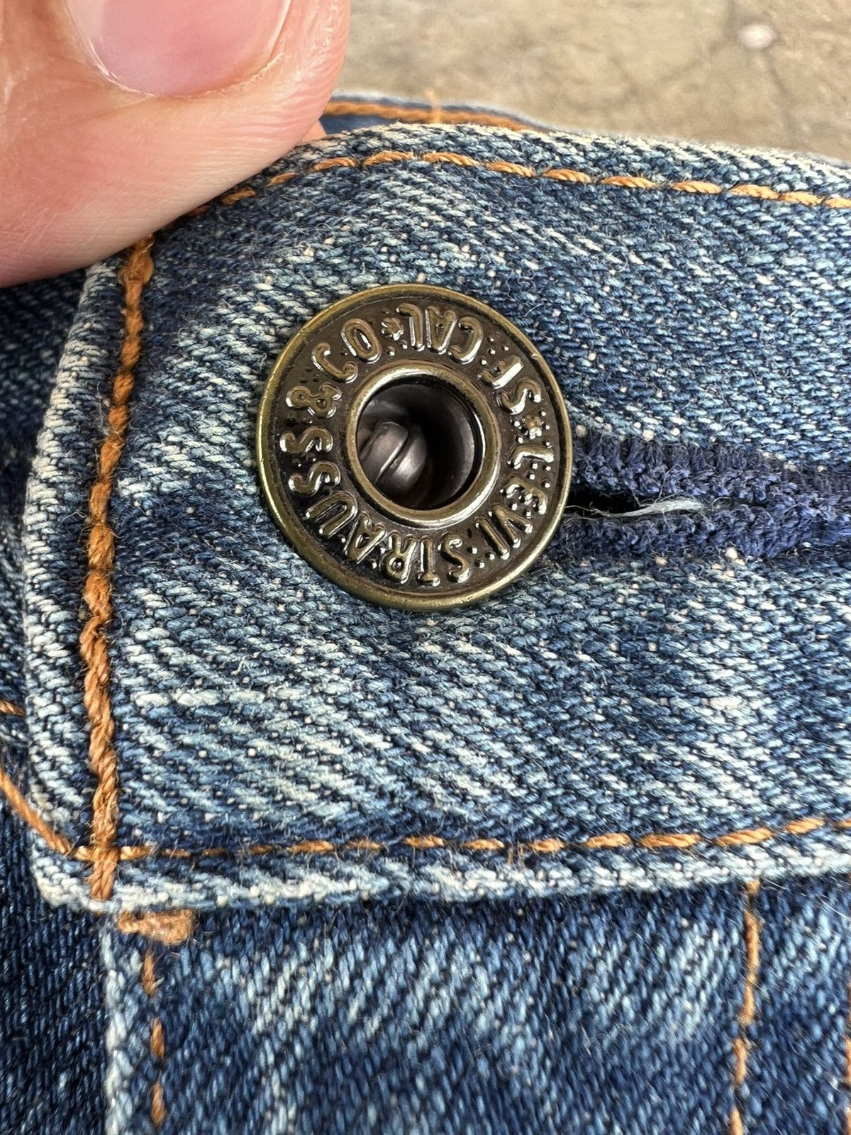 Levi's Vintage 90’s Levis 502 Blue Jean Size US 33 - 13 Thumbnail
