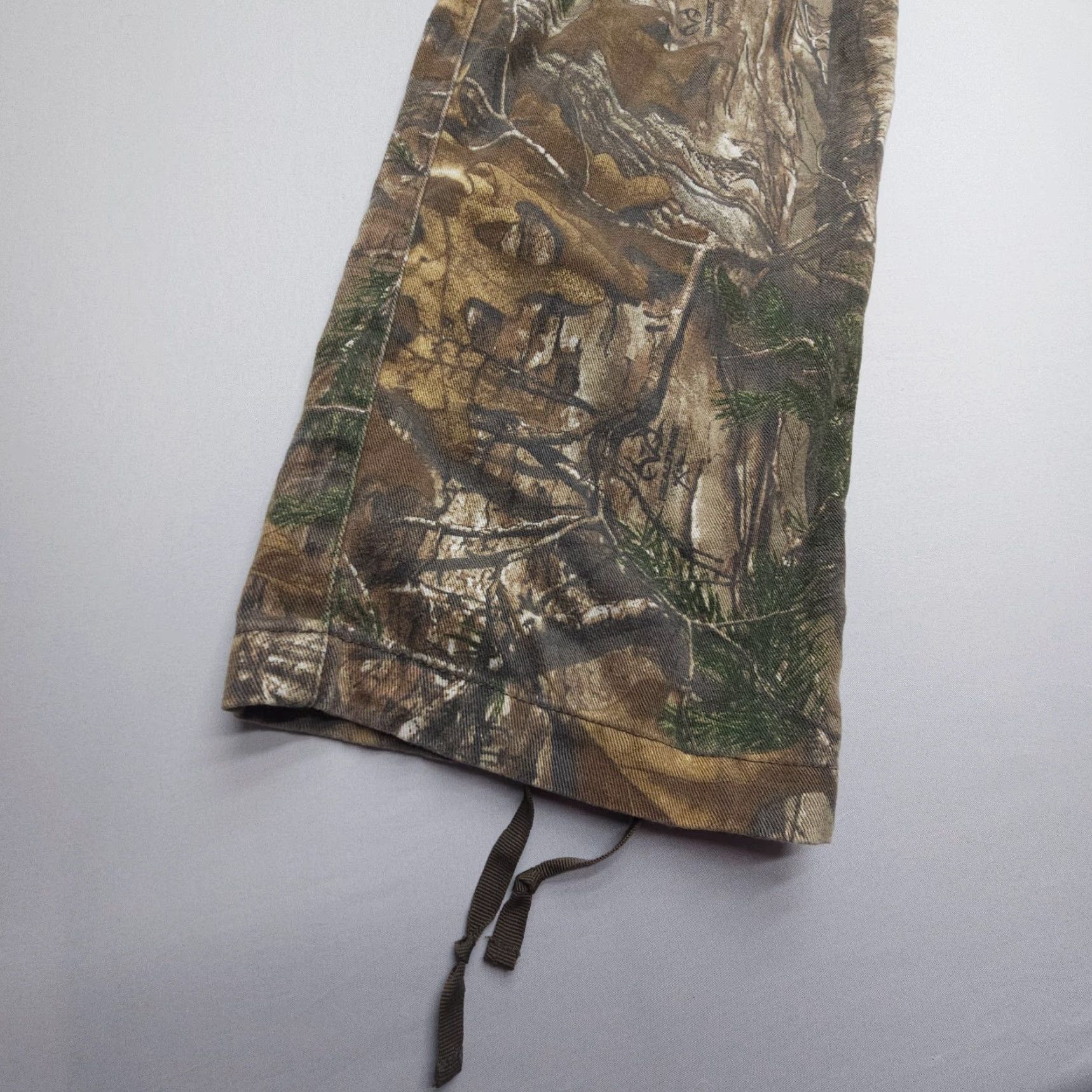 Vintage Cabela's Cargo Pants Mens 42 Tall Camouflage Camo Cotton Polyester Twill 34" Inseam Cargo Pocket Flat Front Regular Size US 42 / EU 58 - 6 Thumbnail