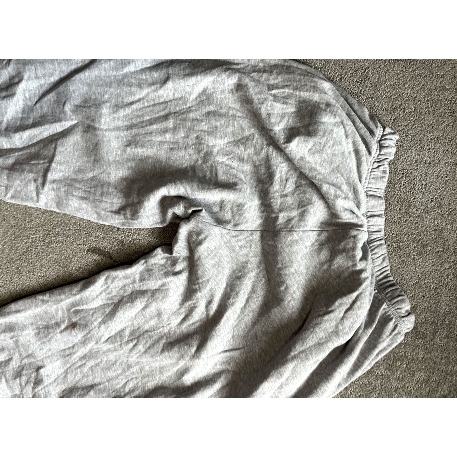 H&M H&M Divided Sweatpants Gray Large Tapered Women’s Solid Size Size 26" / US 2 / IT 38 - 4 Thumbnail
