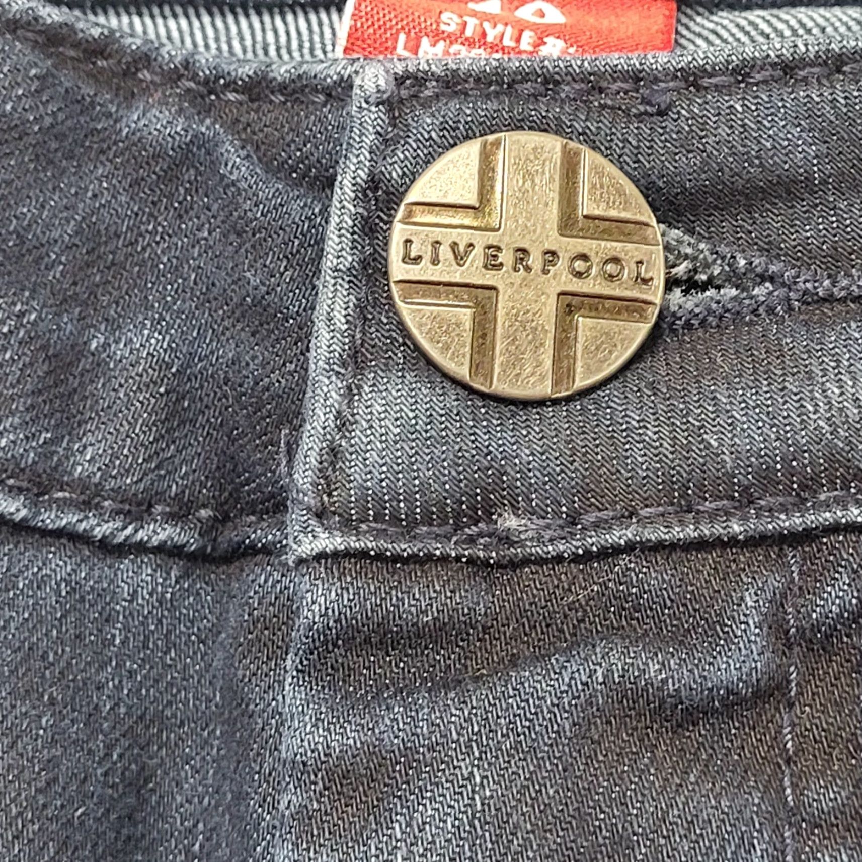 Vintage Liverpool Jeans Women's Size 10 Dark Blue Cheetah Print Abby Ankle Skinny Denim Jeans Shirt? Size 32" / US 10 / IT 46 - 5 Thumbnail