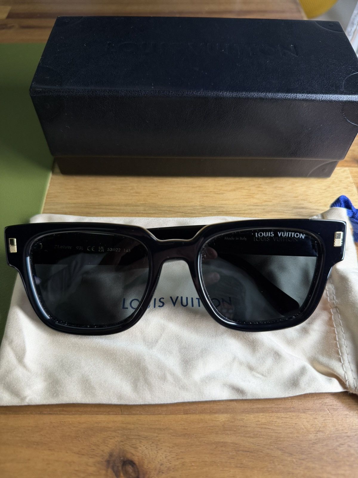 Louis Vuitton Louis Vuitton Escape Square Sunglasses (W) - Black Size ONE SIZE - 1 Thumbnail