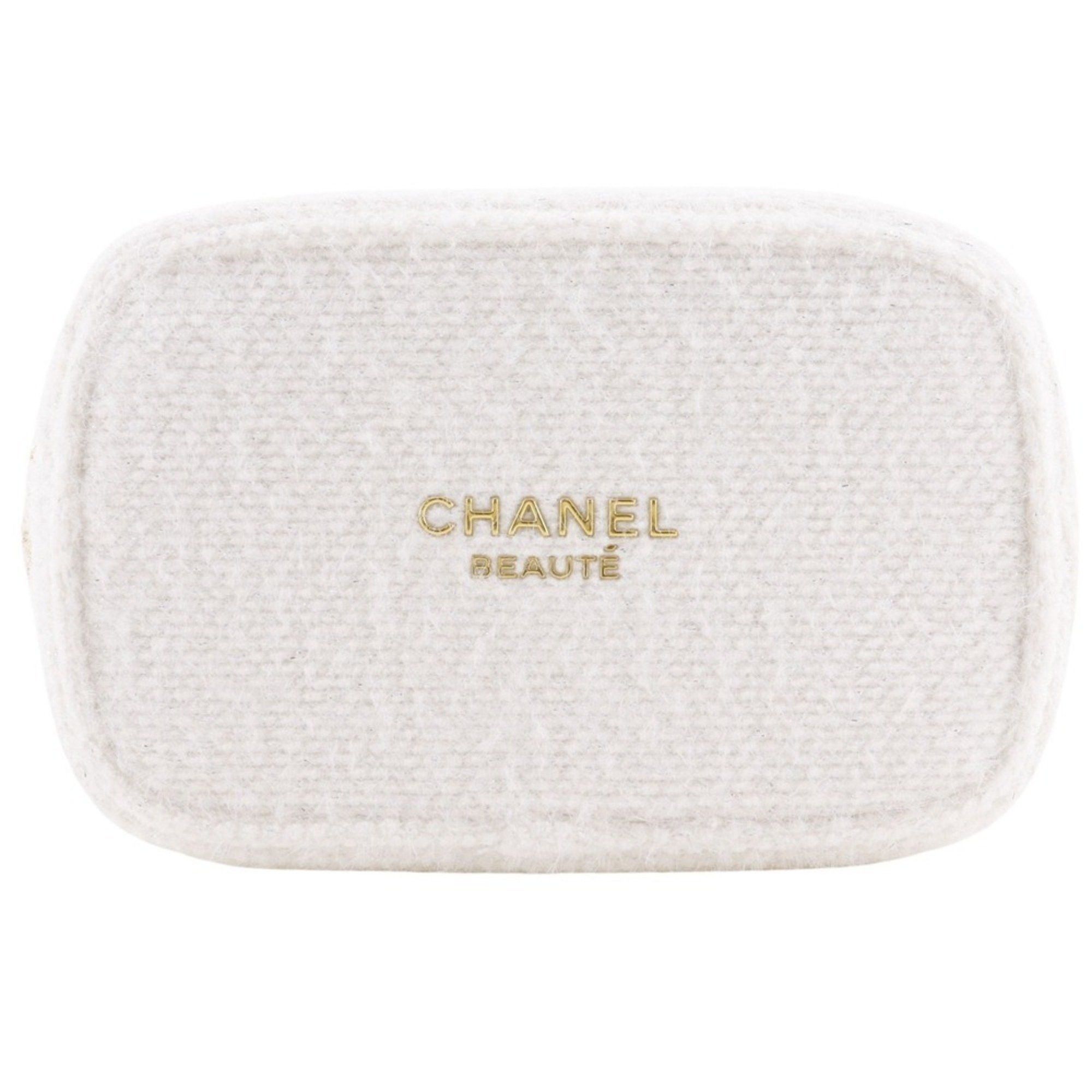 Chanel CHANEL 2024 Christmas Coffret Novelty Pouch, White Tweed with Zipper, Women's Size ONE SIZE - 1 Thumbnail