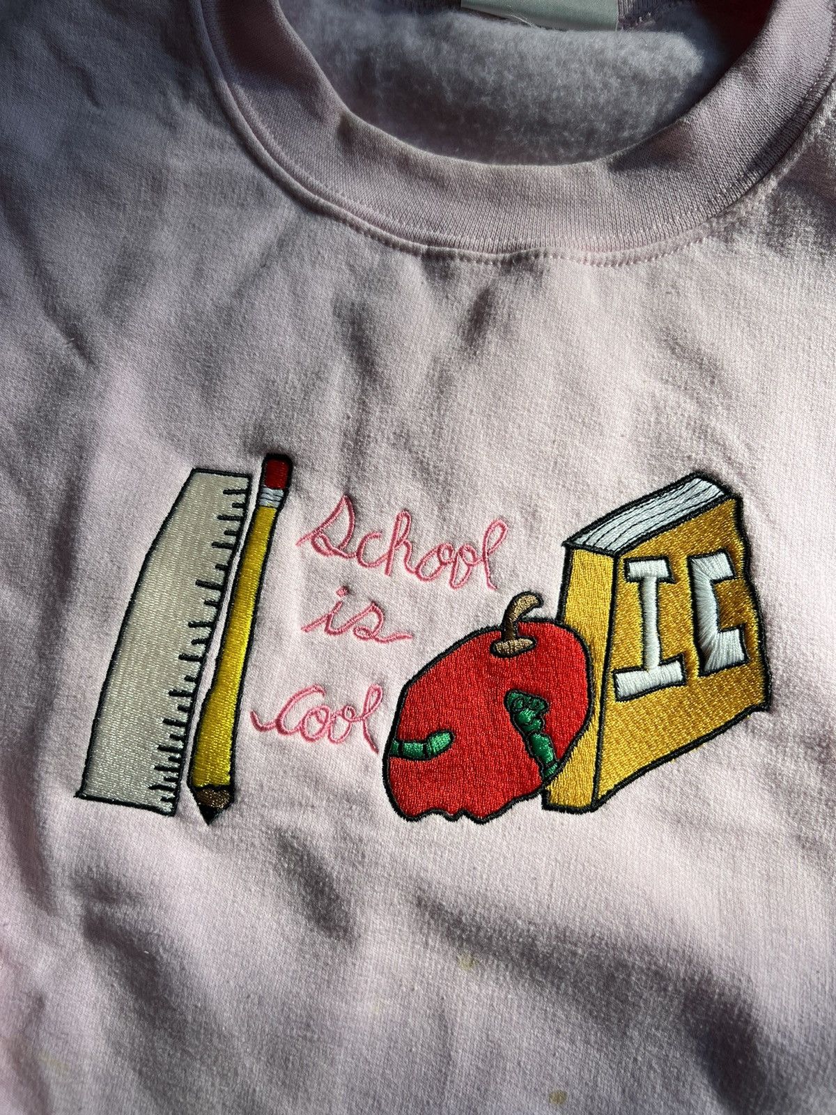 Illegal Civilization VERY RARE Illegal Civilization School is Cool crewneck pink Size US L / EU 52-54 / 3 - 2 Thumbnail