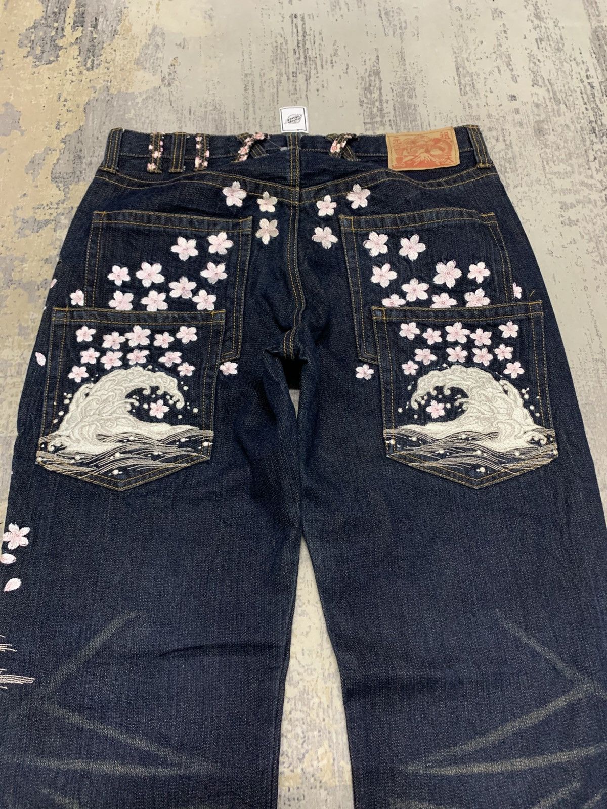 Japanese Brand Japanese Brand Kara Kuri Style Embroidery Sukajan Jeans Size US 33 - 9 Thumbnail