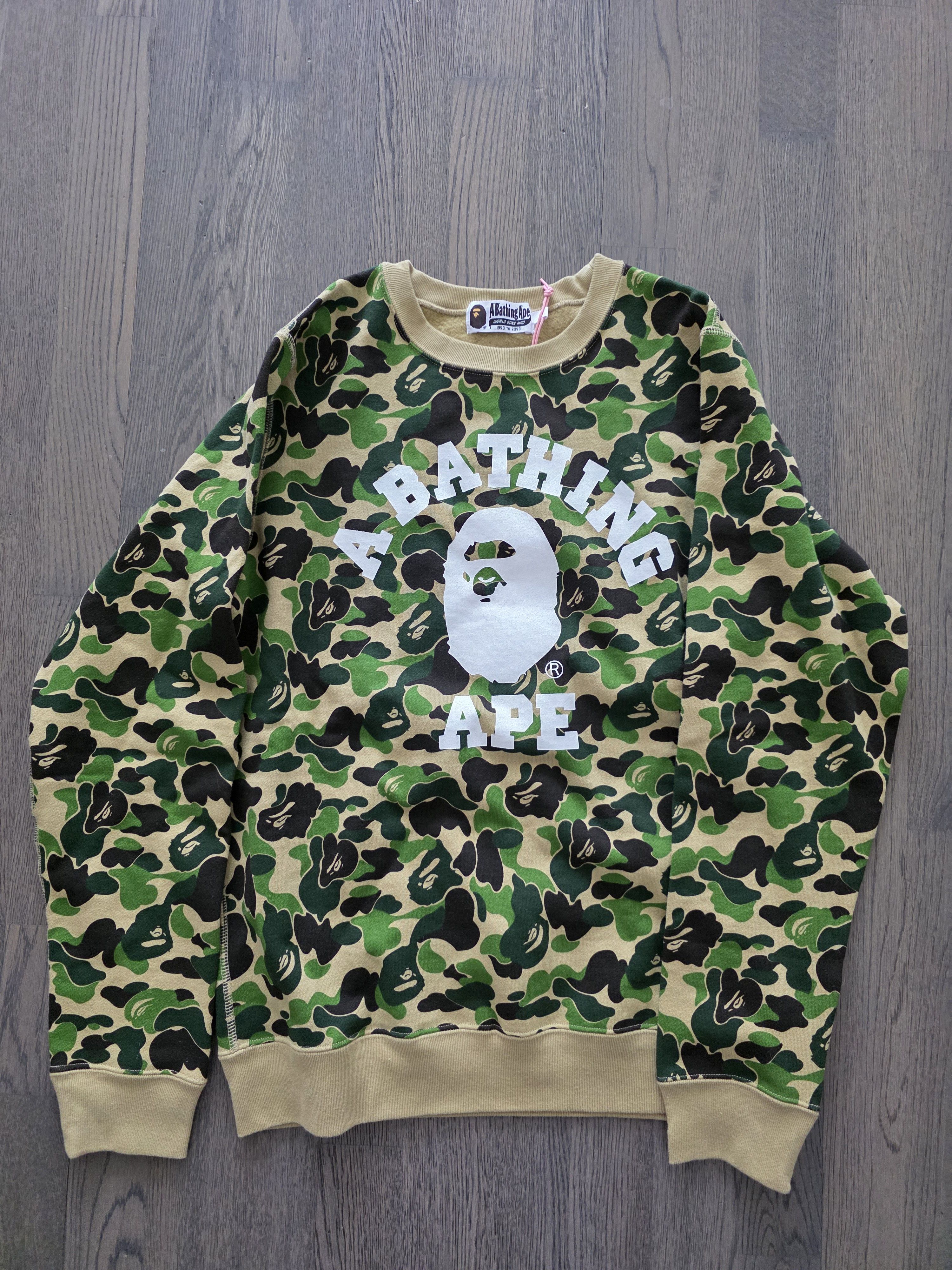 Bape BAPE ABC Camo College Wide Crewneck Size S / US 4 / IT 40 - 1 Thumbnail