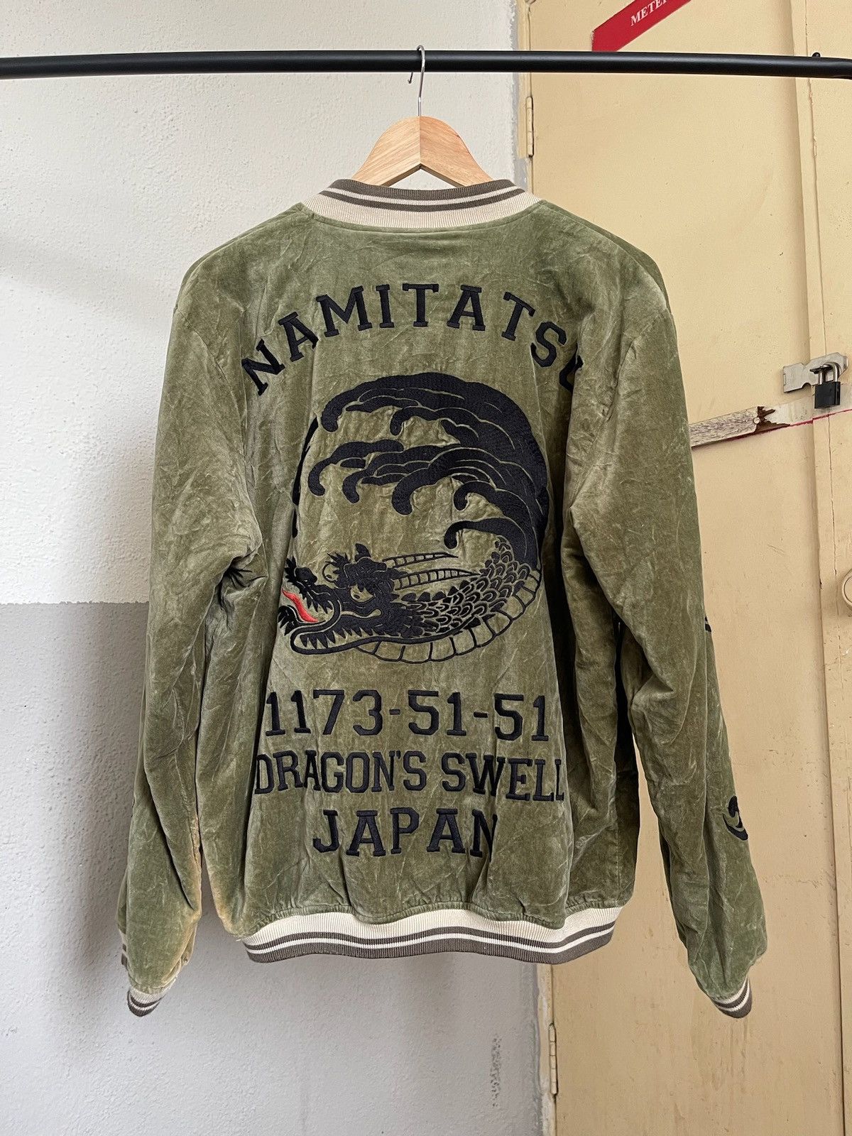 Namitasu Dragon Embroidery Sukajan Velvet Jacket