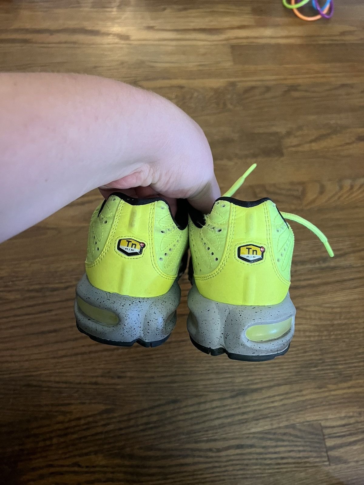 Nike Nike Air Max Plus Premium Volt Mens 8 Shoes Safety Yellow Size US 8 / EU 41 - 2 Thumbnail