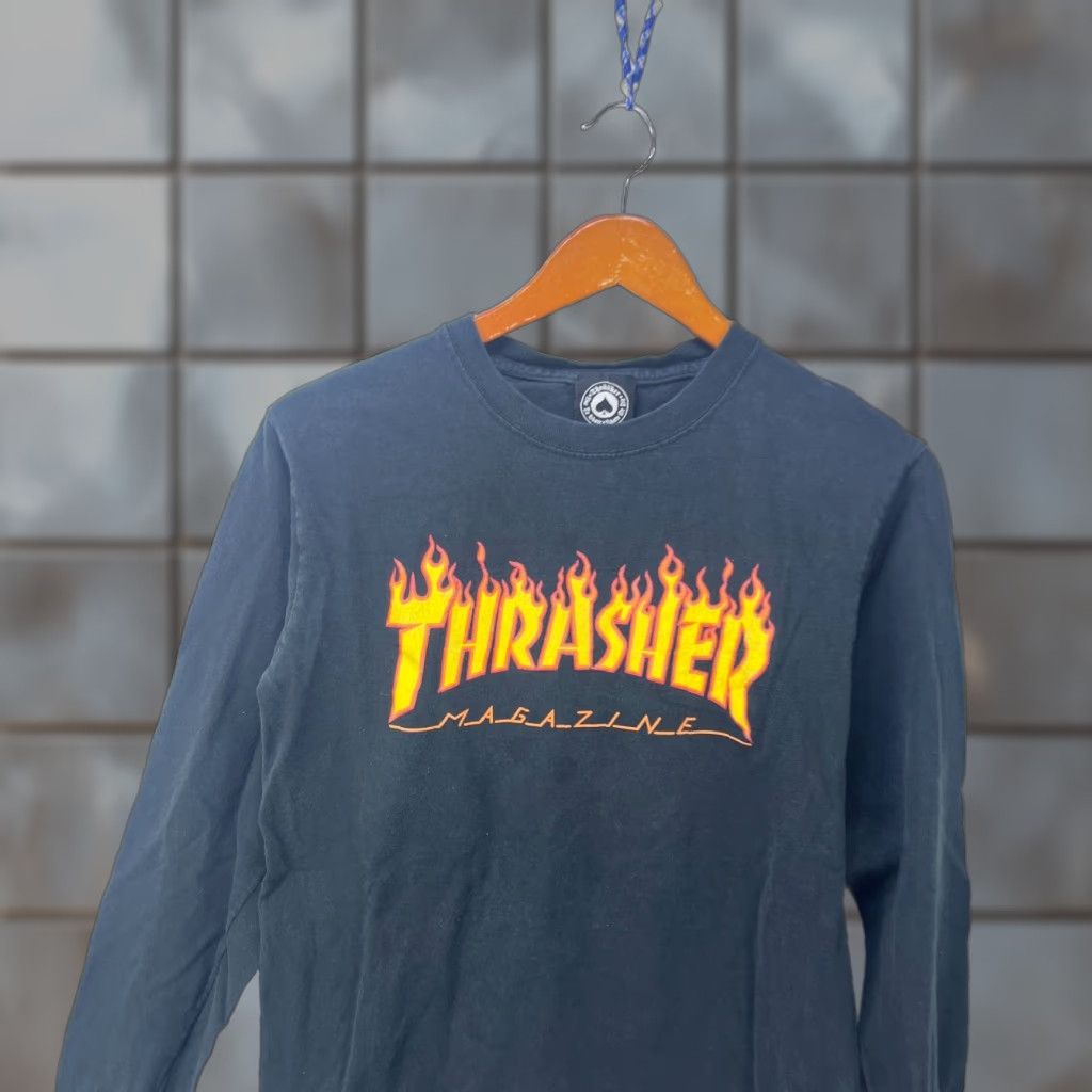 Thrasher VINTAGE Thrasher Flame Logo Faded LS Shirt S Black 90s Mens Thrasher Shirt Vintage Camouflage Logo Size US S / EU 44-46 / 1 - 1 Thumbnail