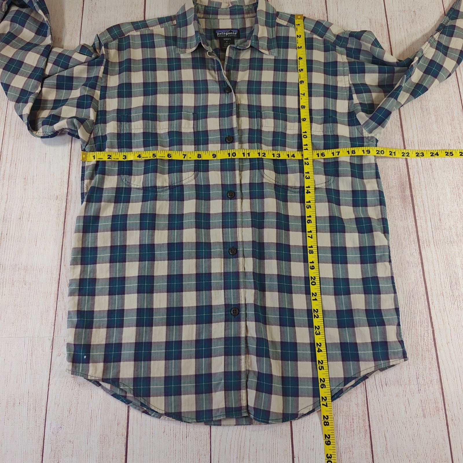 Patagonia W's Patagonia 100% cotton plaid button down shirt sz S Size S / US 4 / IT 40 - 7 Thumbnail