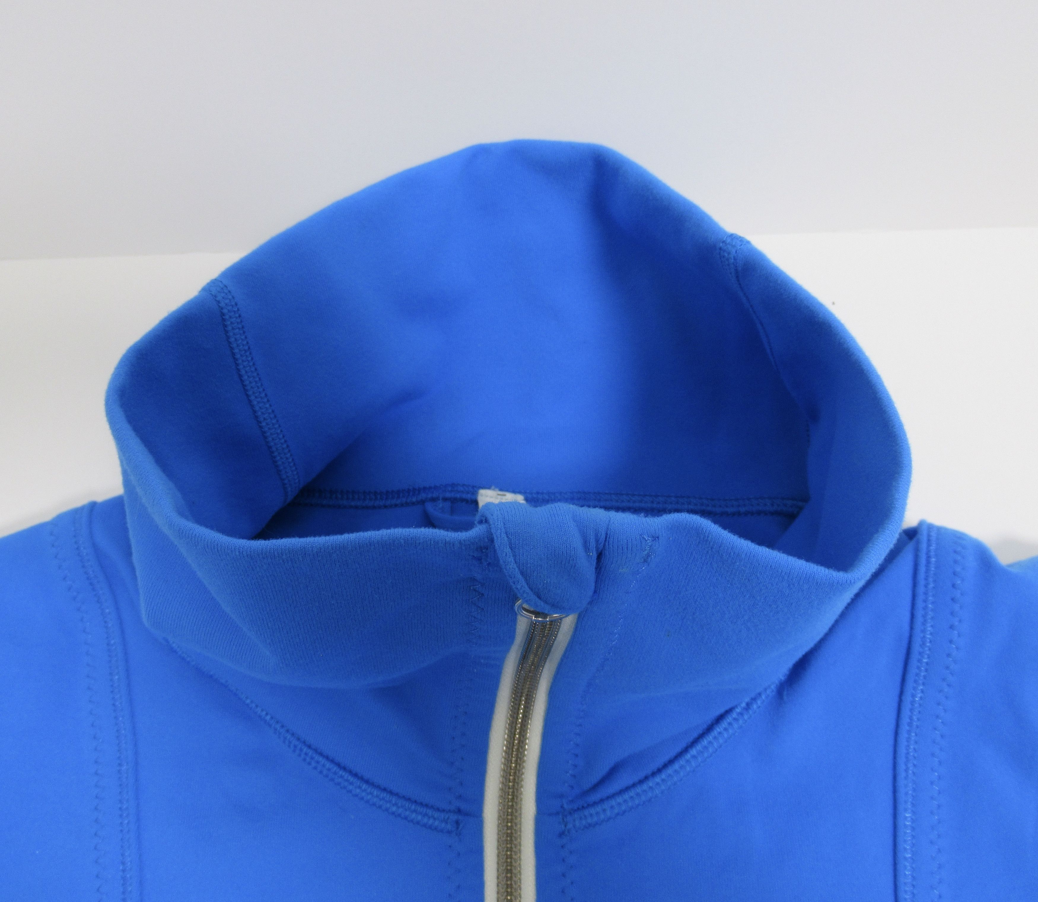 Lululemon Lululemon Daily Yoga Jacket Beaming Classic Stripe Size S / US 4 / IT 40 - 4 Thumbnail