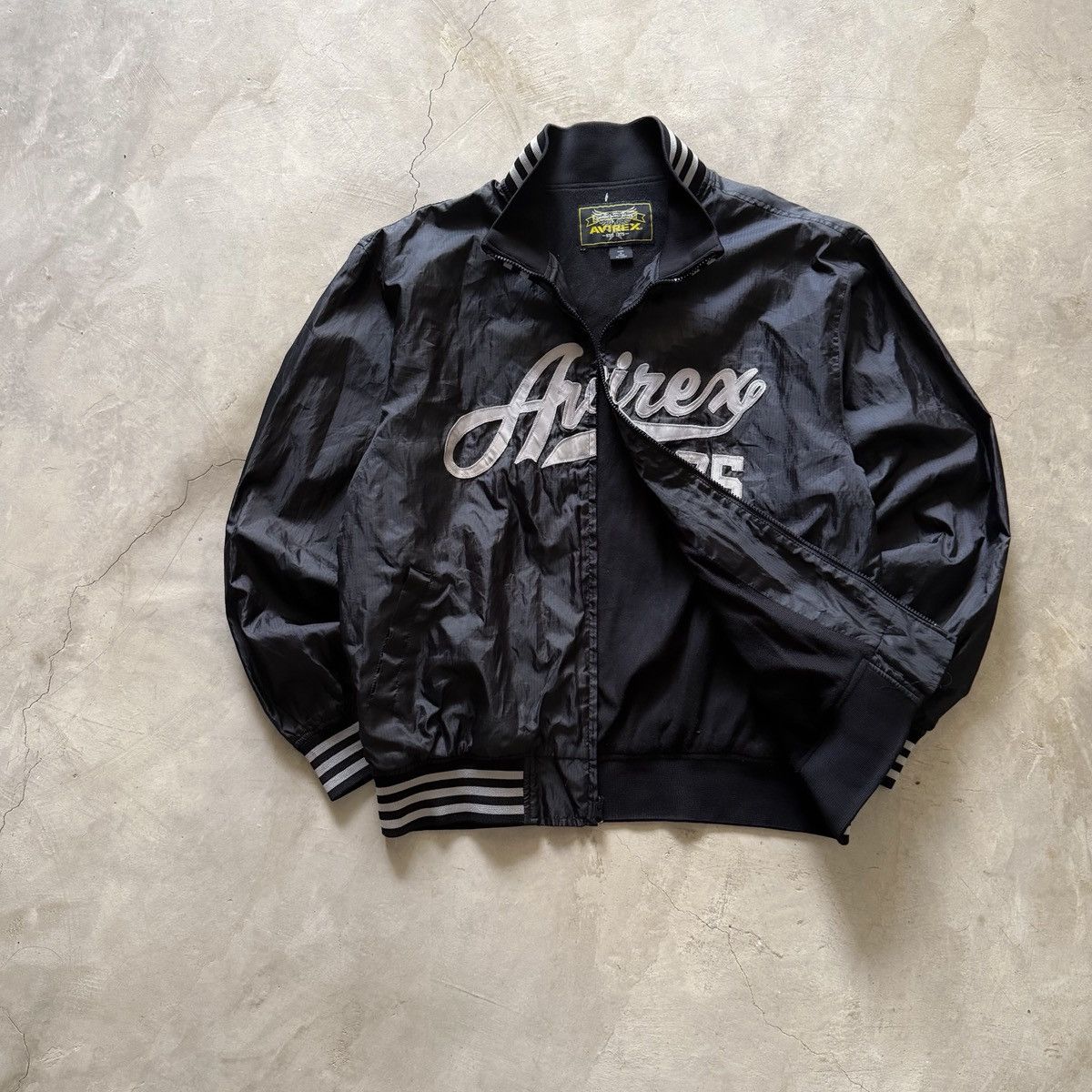 Avirex Vintage Avirex Boxy Bomber Jacket Size US XL / EU 56 / 4 - 5 Thumbnail