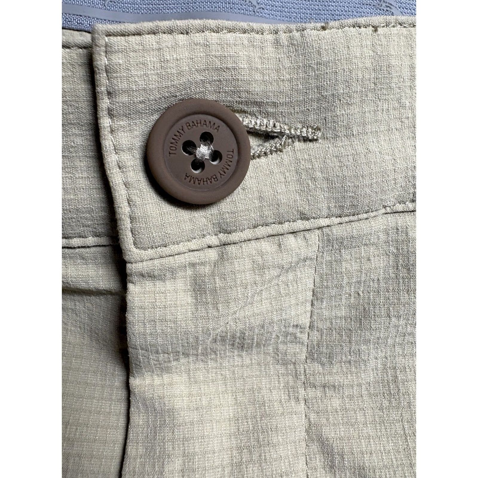 Tommy Bahama Tommy Bahama Shorts Mens 38 Khaki Beige Golf Chino Flat Front 9" Nylon Chip Shot Size US 38 / EU 54 - 4 Thumbnail
