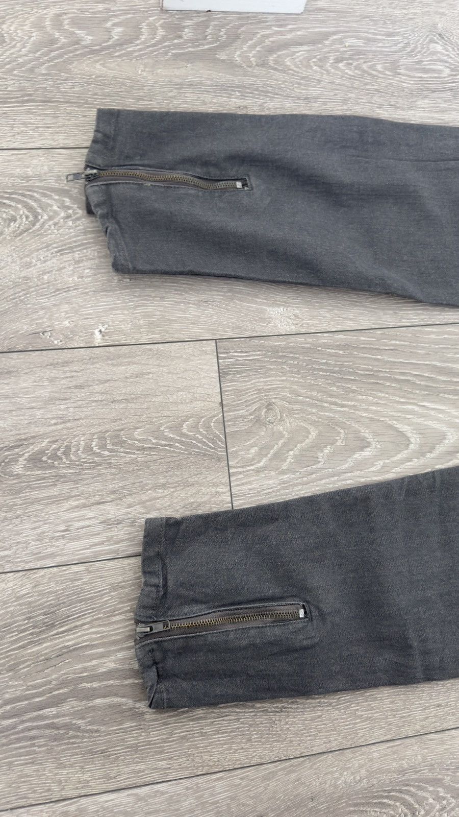Fashion Nova Men's Grey Zip Detail Jeans - Size 38 Size US 38 / EU 54 - 5 Thumbnail
