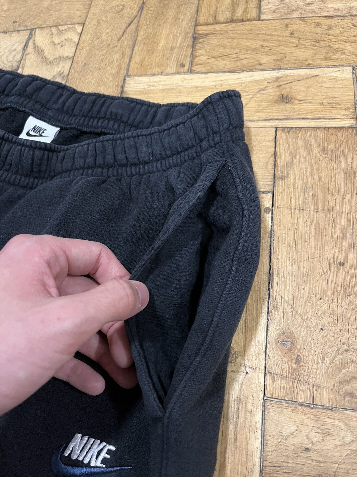 Nike × Vintage Vintage Nike Baggy Sweatpants Mini Logo Track Pants Y2K USA Size US 34 / EU 50 - 4 Thumbnail