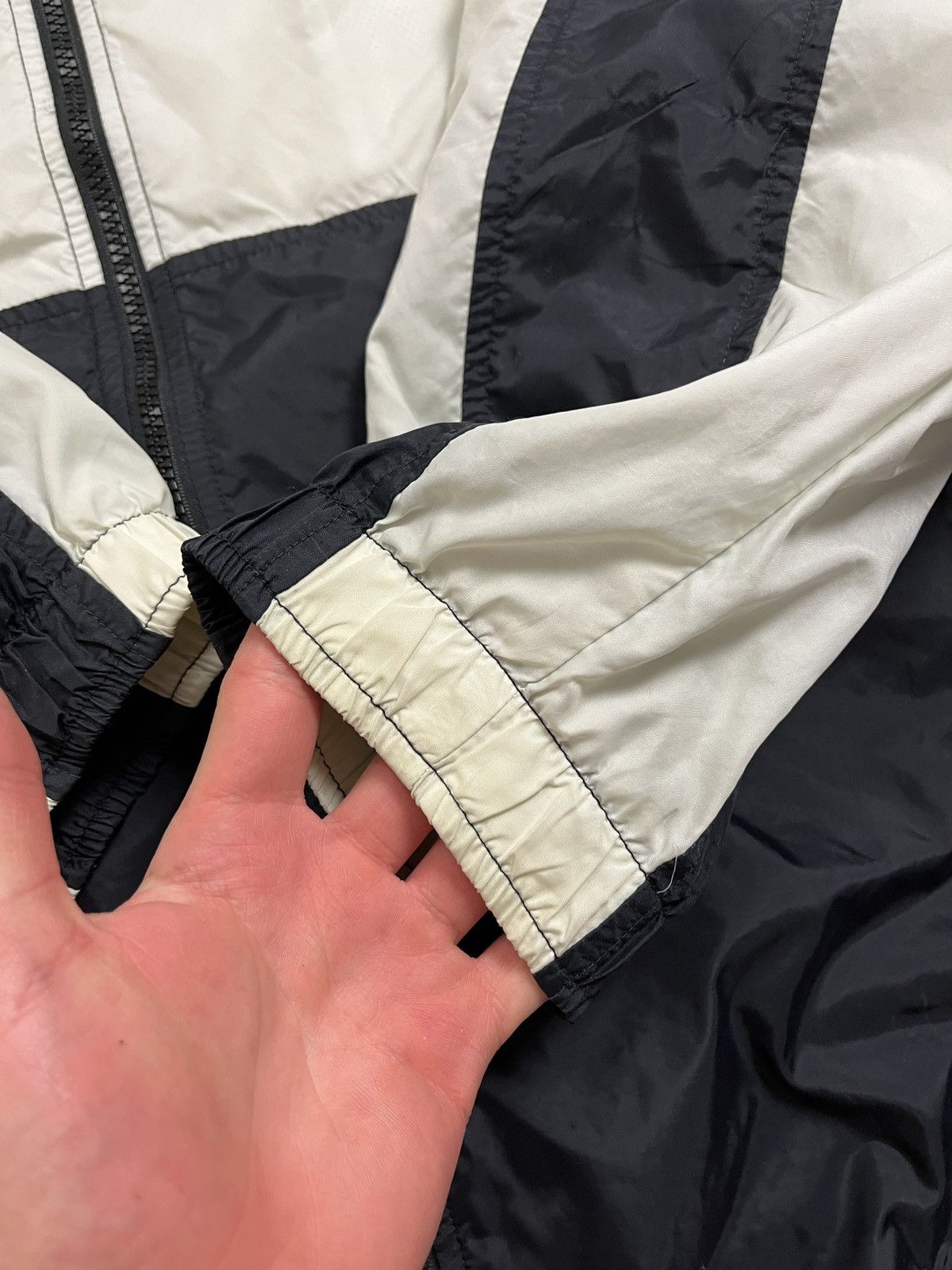 Nike × Vintage Vintage 90’s Nike Nylon Track Jacket Drill Mini Swoosh Y2k Size US L / EU 52-54 / 3 - 13 Thumbnail