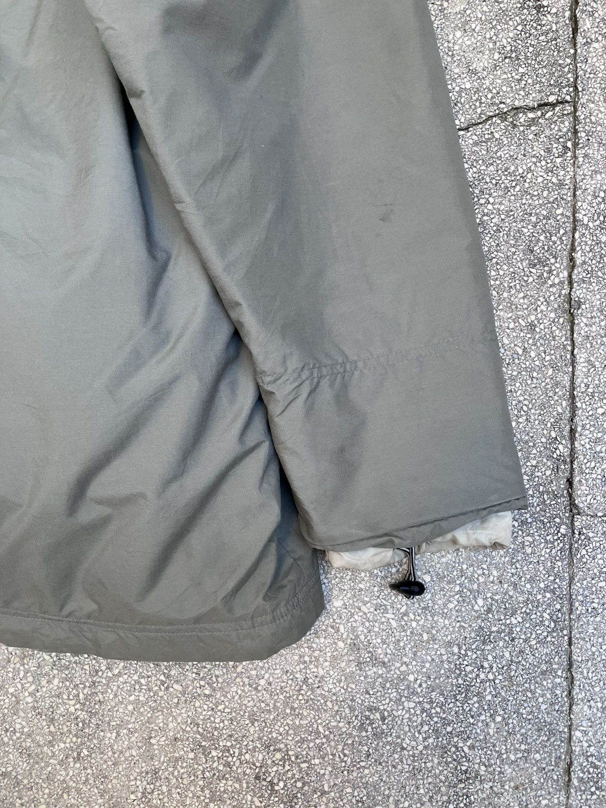 Nike Rare 2000s Nike Mandarina Duck Egg Cell 3D Pocket Jacket Size US XL / EU 56 / 4 - 10 Thumbnail