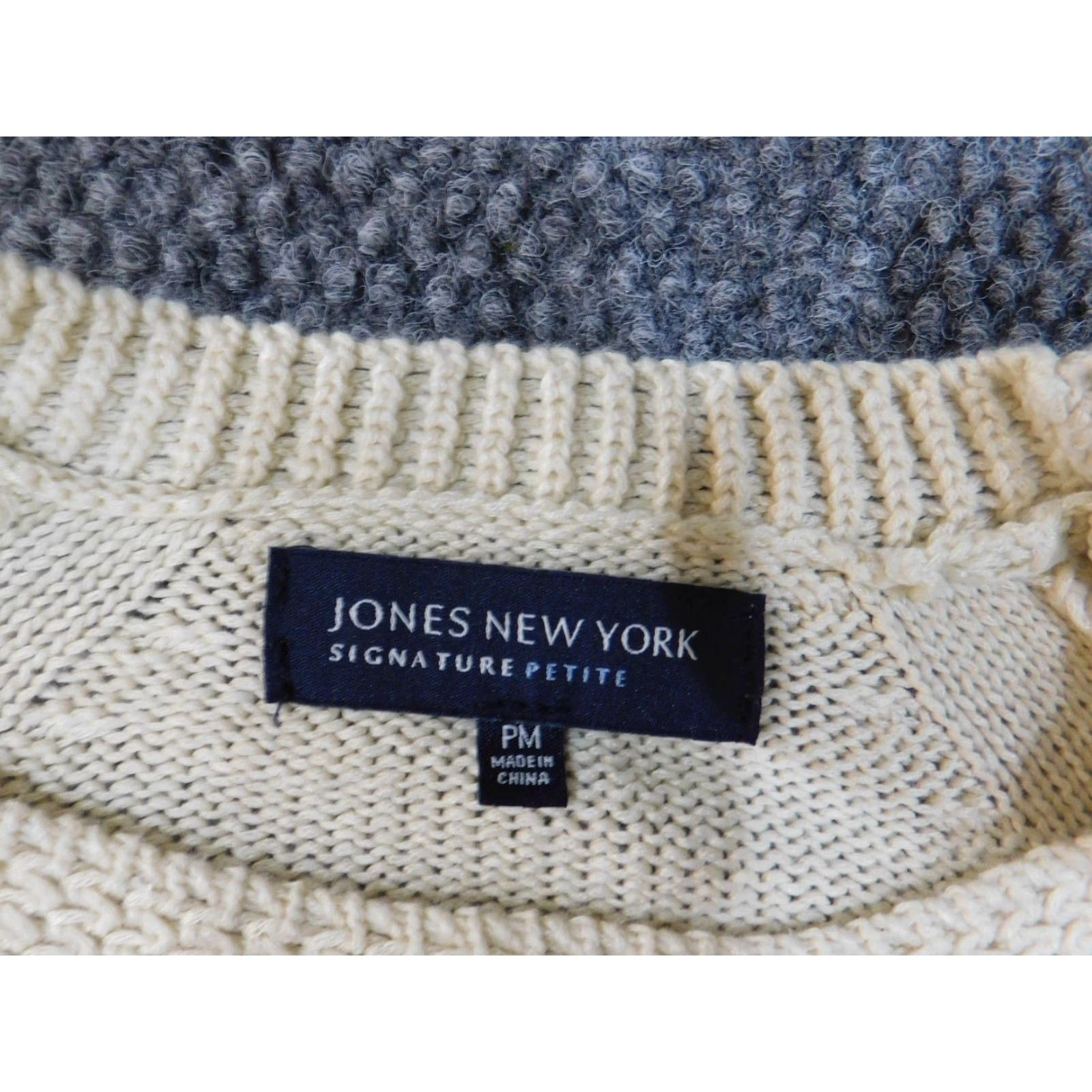 Jones New York Jones New York Sweater Womens Petite Medium Beige Crew Neck Pullover Knit Open-Knit Raglan Sleeve Acrylic Modern Size M / US 6-8 / IT 42-44 - 5 Thumbnail