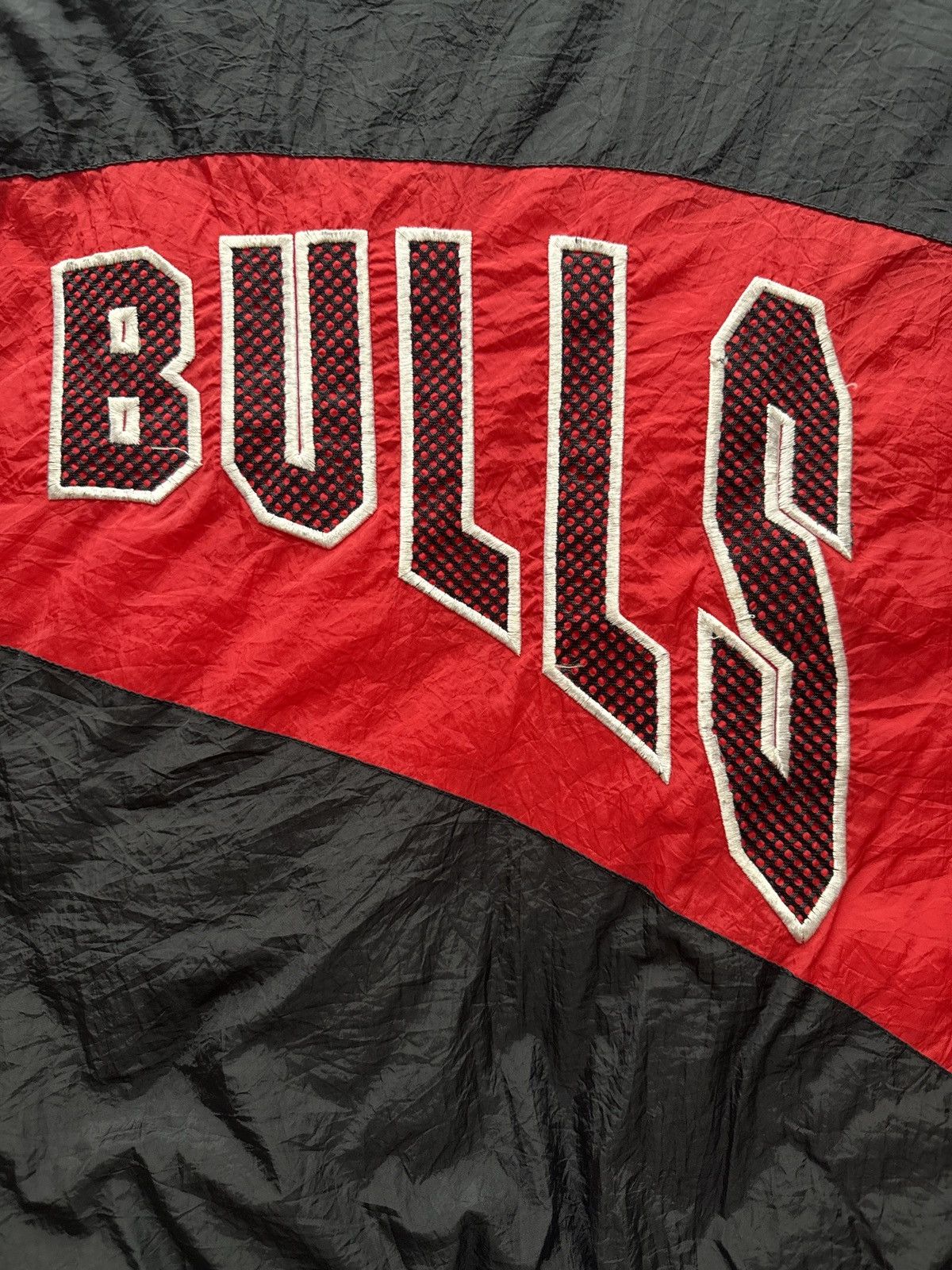 Chalk Line × NBA × Vintage Vintage Chicago Bulls Puffer Jacket Size US M / EU 48-50 / 2 - 3 Thumbnail