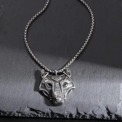 Jewelry × Vintage Wolf Head Totem Necklace Size ONE SIZE - 1 Thumbnail