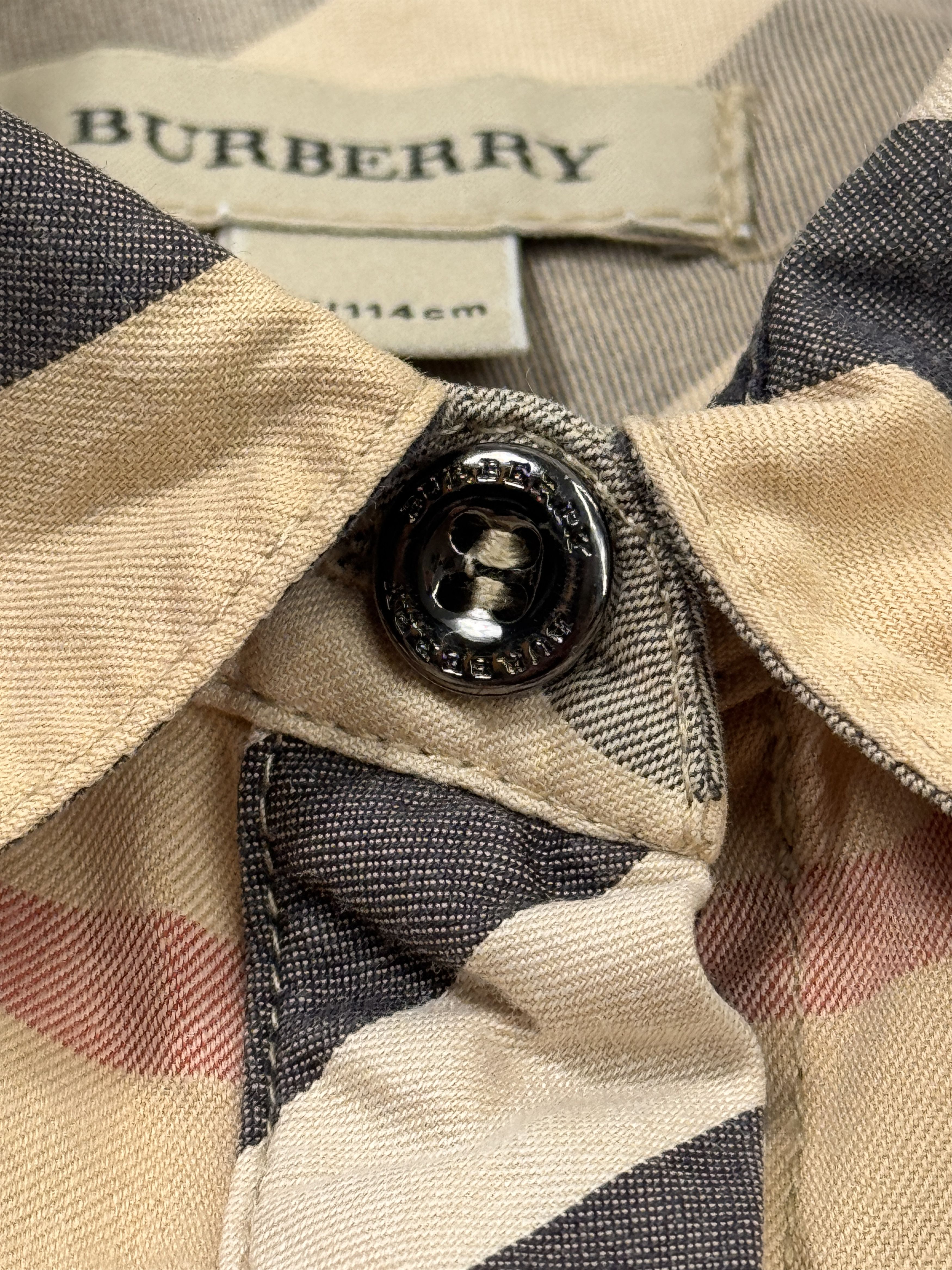 Burberry Burberry Shirt Nova Check Pattern Long Sleeve Girls Kids Size US XXS / EU 40 - 9 Thumbnail