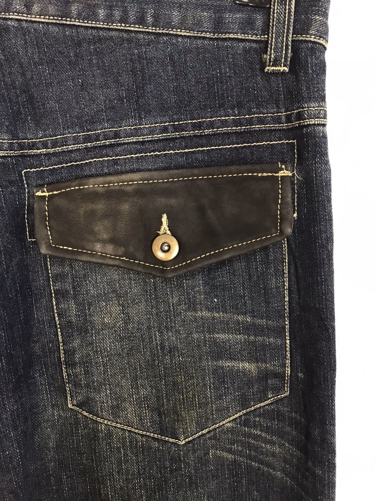 Japanese Brand Distressed Massive Squad Leather Flap Pocket Denim Jeans Size US 30 / EU 46 - 6 Thumbnail