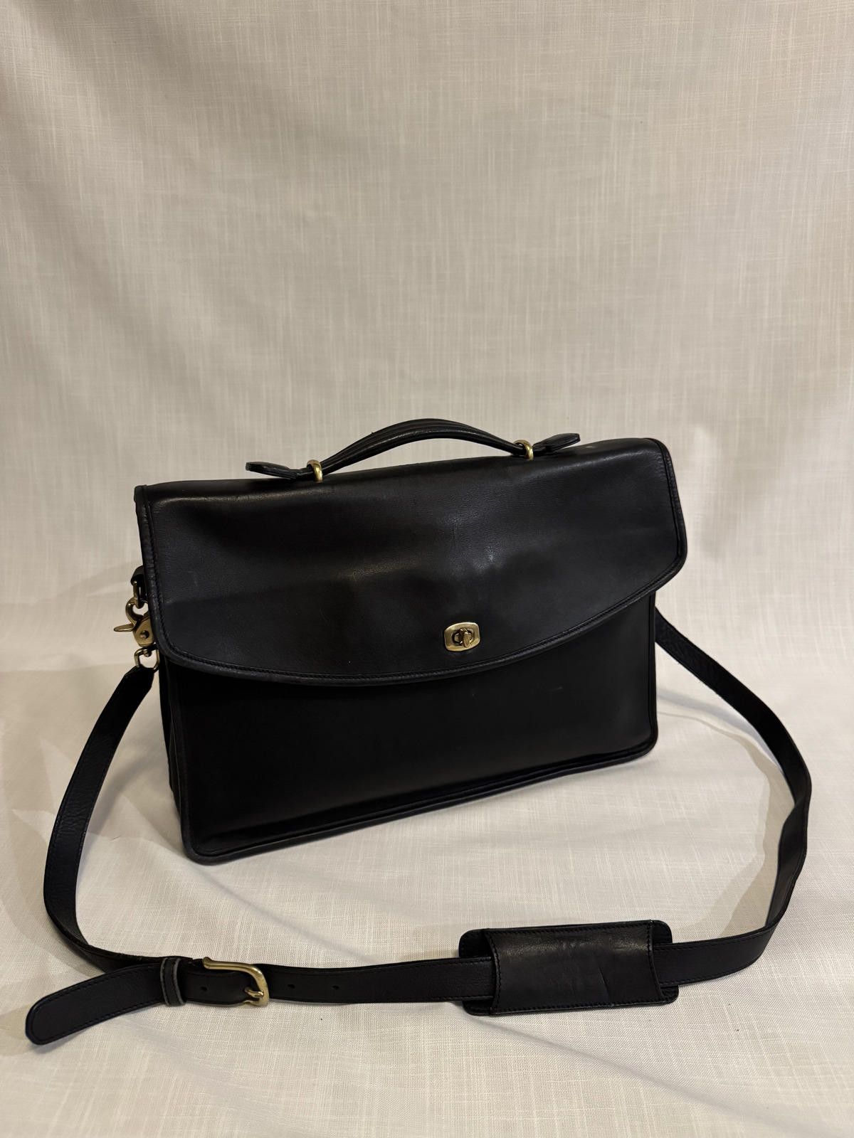 Coach Vintage Coach Lexington 5265 Black Leather Messenger EUC Size ONE SIZE - 1 Thumbnail