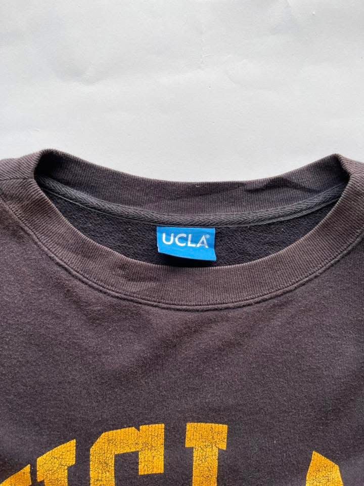 Vintage Vintage sweater by UCLA Size US S / EU 44-46 / 1 - 2 Thumbnail