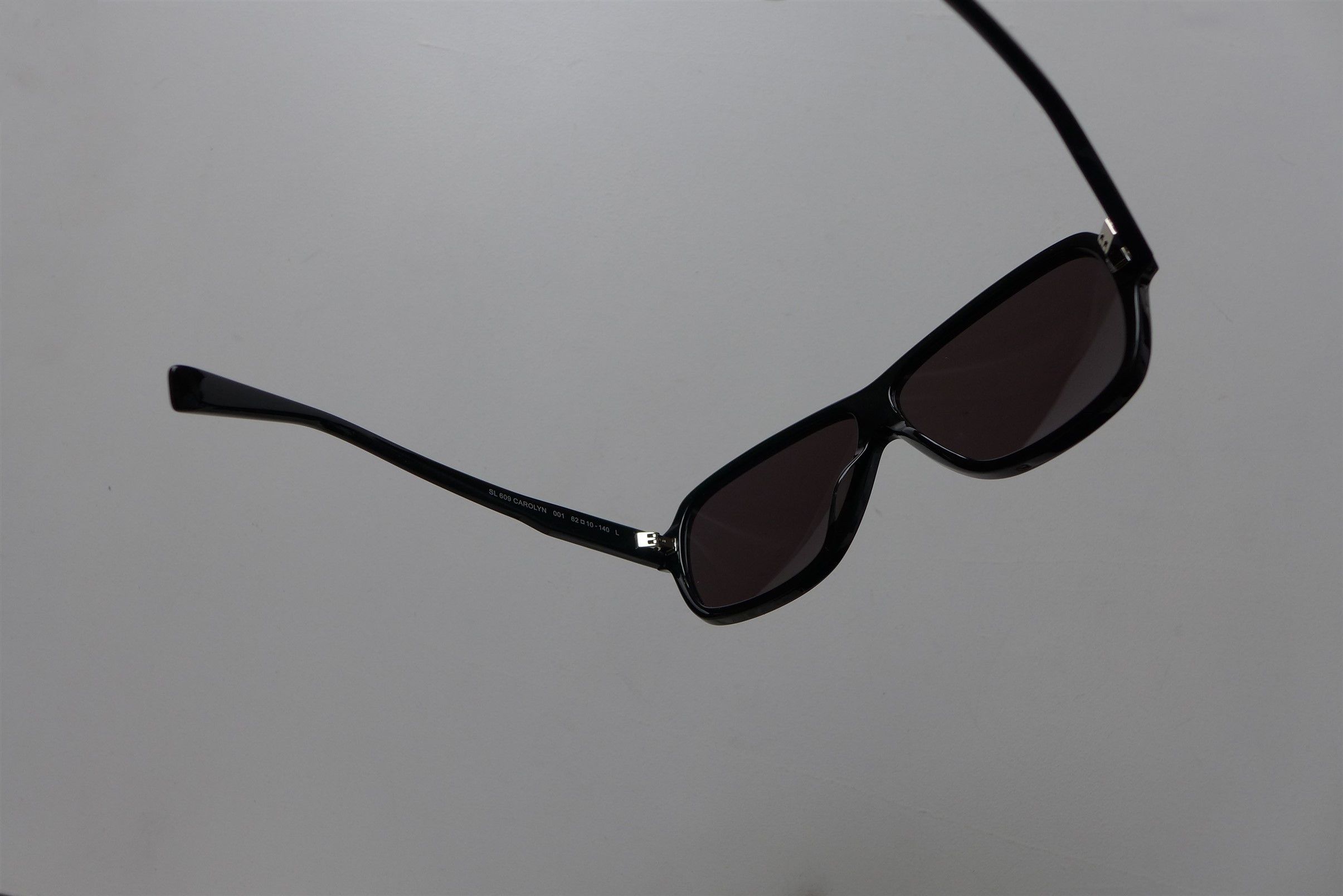 Saint Laurent Paris Saint Laurent SL 906 Carolyn Sunglasses - Black Acetate Size ONE SIZE - 11 Thumbnail