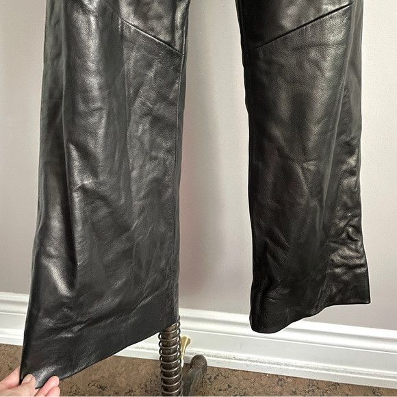 Danier Vintage Danier Black Leather Lined High Rise Straight Pants Size 32" / US 10 / IT 46 - 7 Thumbnail