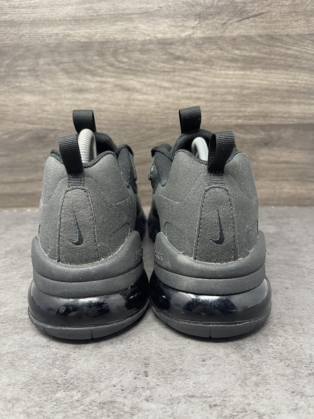 Nike Nike Air Max 270 React Sneakers Kids Size 7 GS Running Shoes Size US 7 / EU 40 - 6 Thumbnail