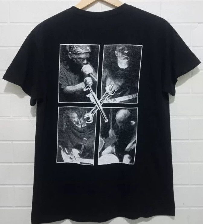 Band Tees Earth Crisis Gomorrah’s Season End’s Tee Size US M / EU 48-50 / 2 - 2 Thumbnail
