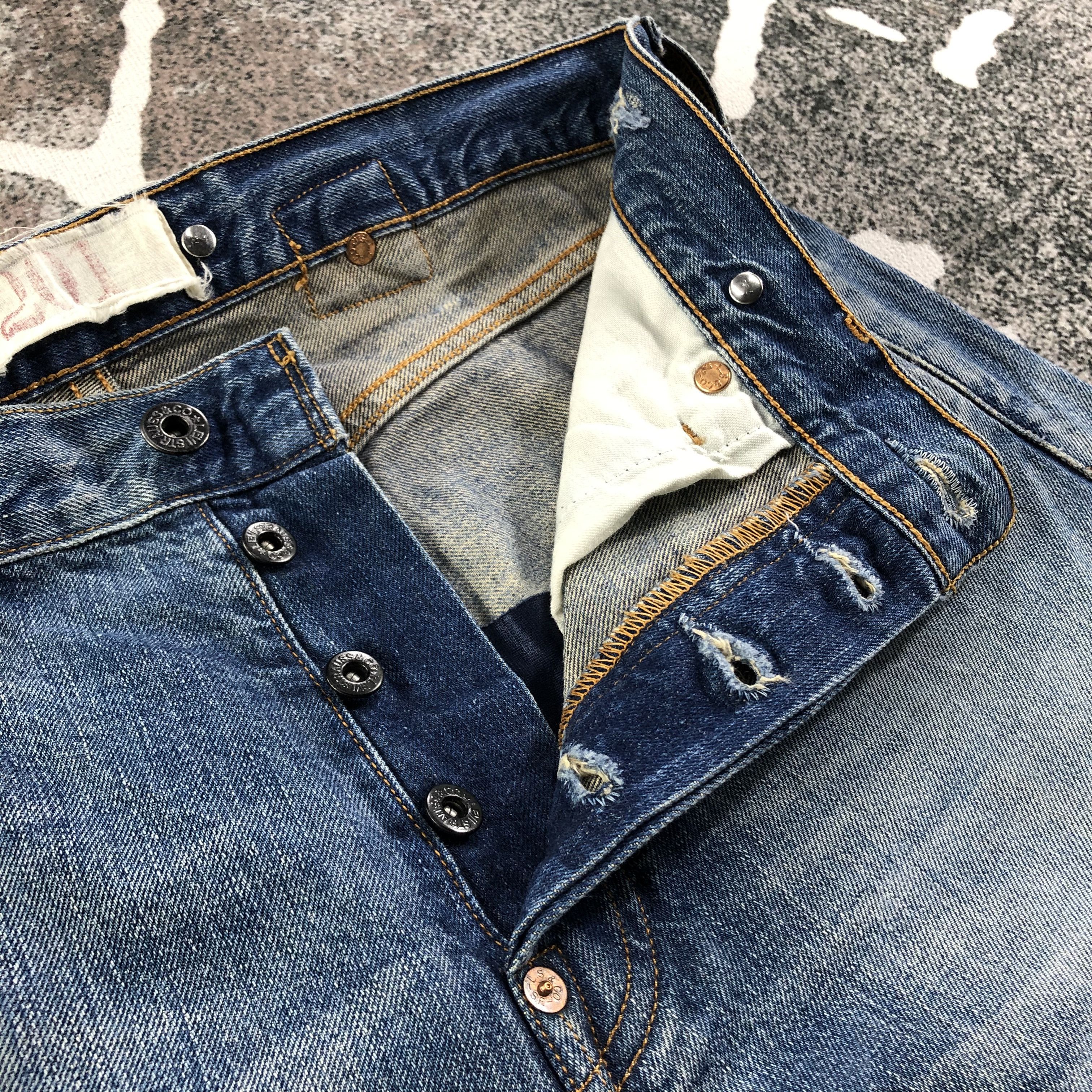 Levi's Vintage Levis 201 Jeans Dirty Distressed Denim KJ1900 Size US 32 / EU 48 - 9 Thumbnail
