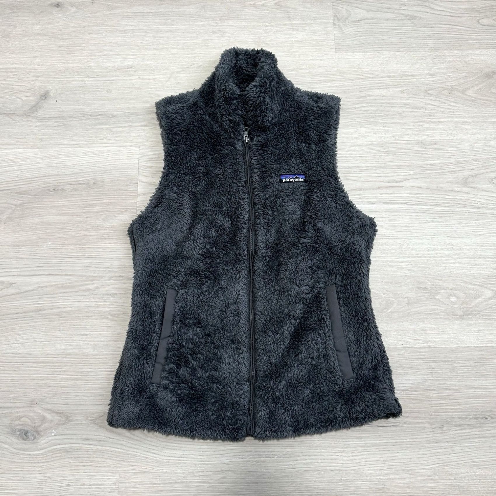 Patagonia Patagonia Vest Smolder Blue Full Zip Sleeveless Mid-Length Women’s Small Regular Lining Polyester Outdoor Modern Jacket Pattern: Solid Size S / US 4 / IT 40 - 2 Thumbnail