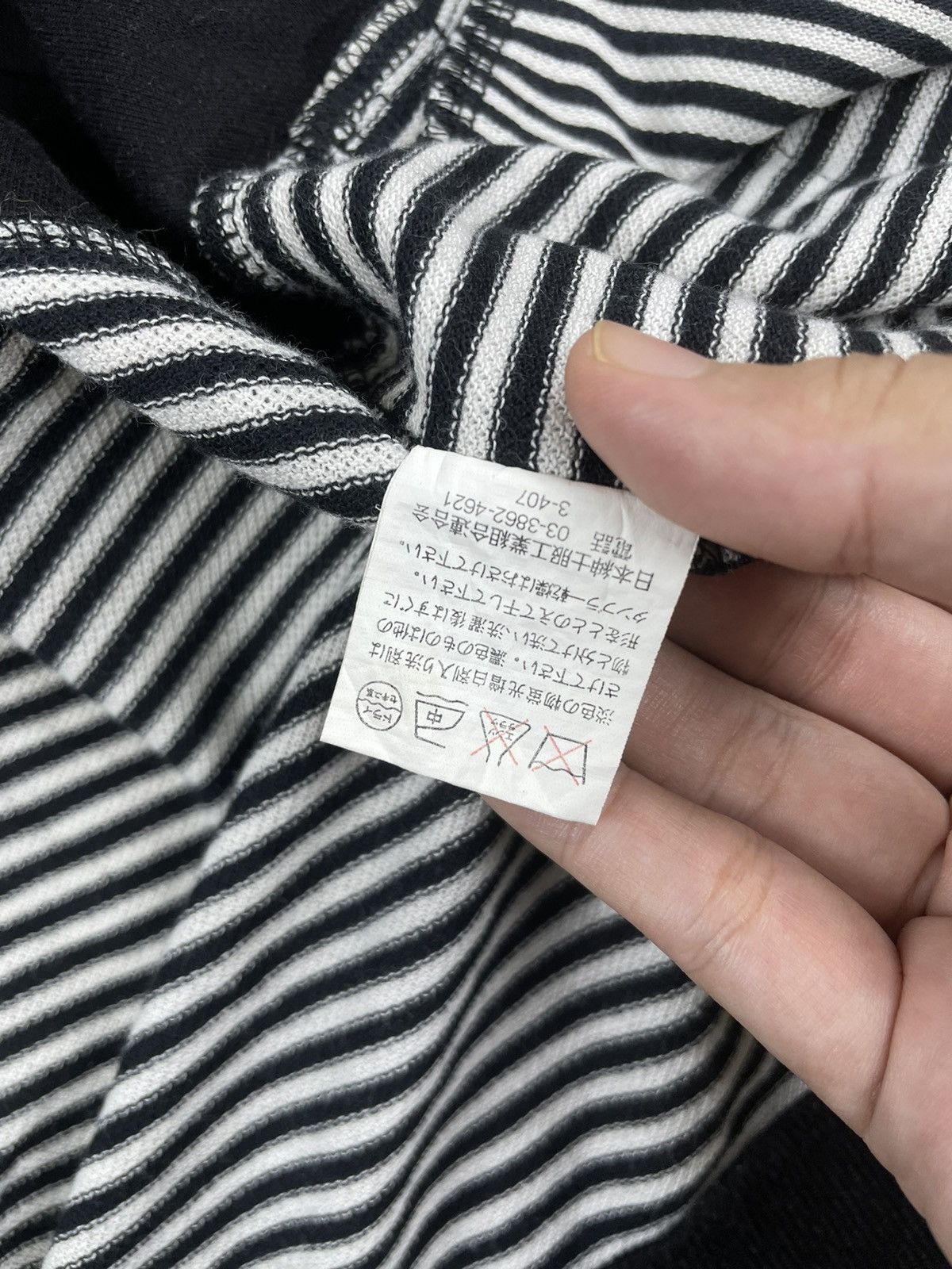 Vintage Vintage Monterey & Caramel Japanese Brand Stripes Vest Size US M / EU 48-50 / 2 - 6 Thumbnail