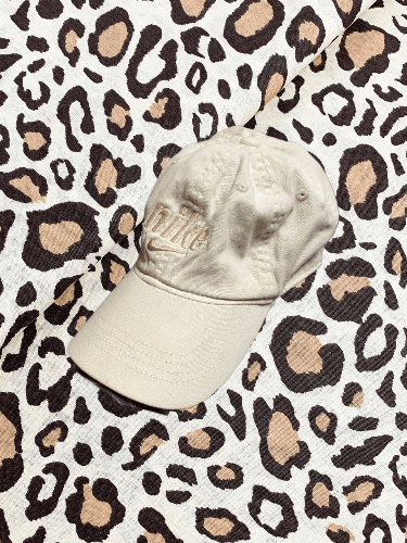 Nike Y2K Tag Nike Center LOGO Cap Hat STREETWEAR Size ONE SIZE - 1 Thumbnail