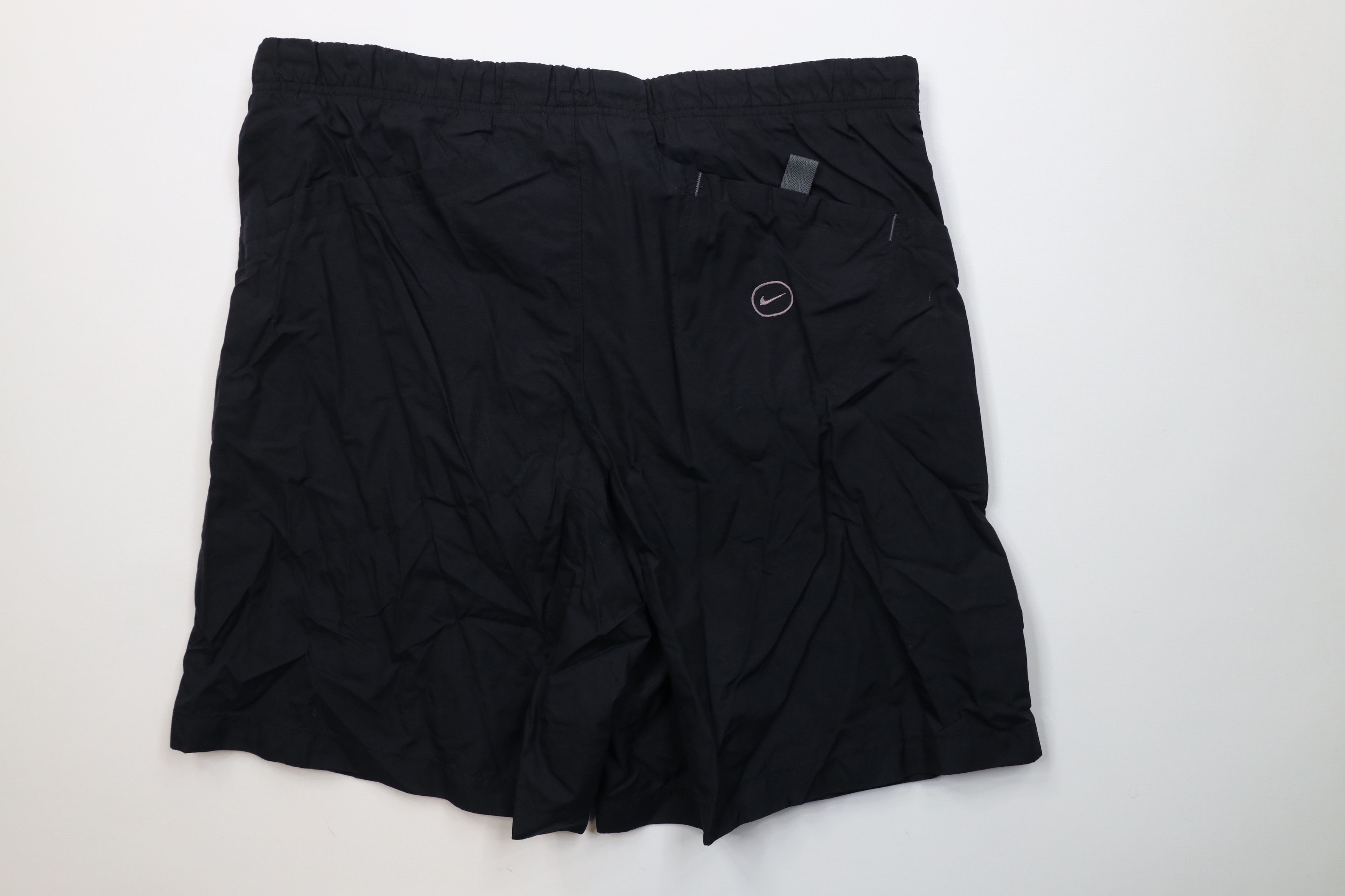 Nike Vintage Nike Scott Mini Swoosh Lined Big Pocket Shorts Black Size US 36 / EU 52 - 8 Thumbnail