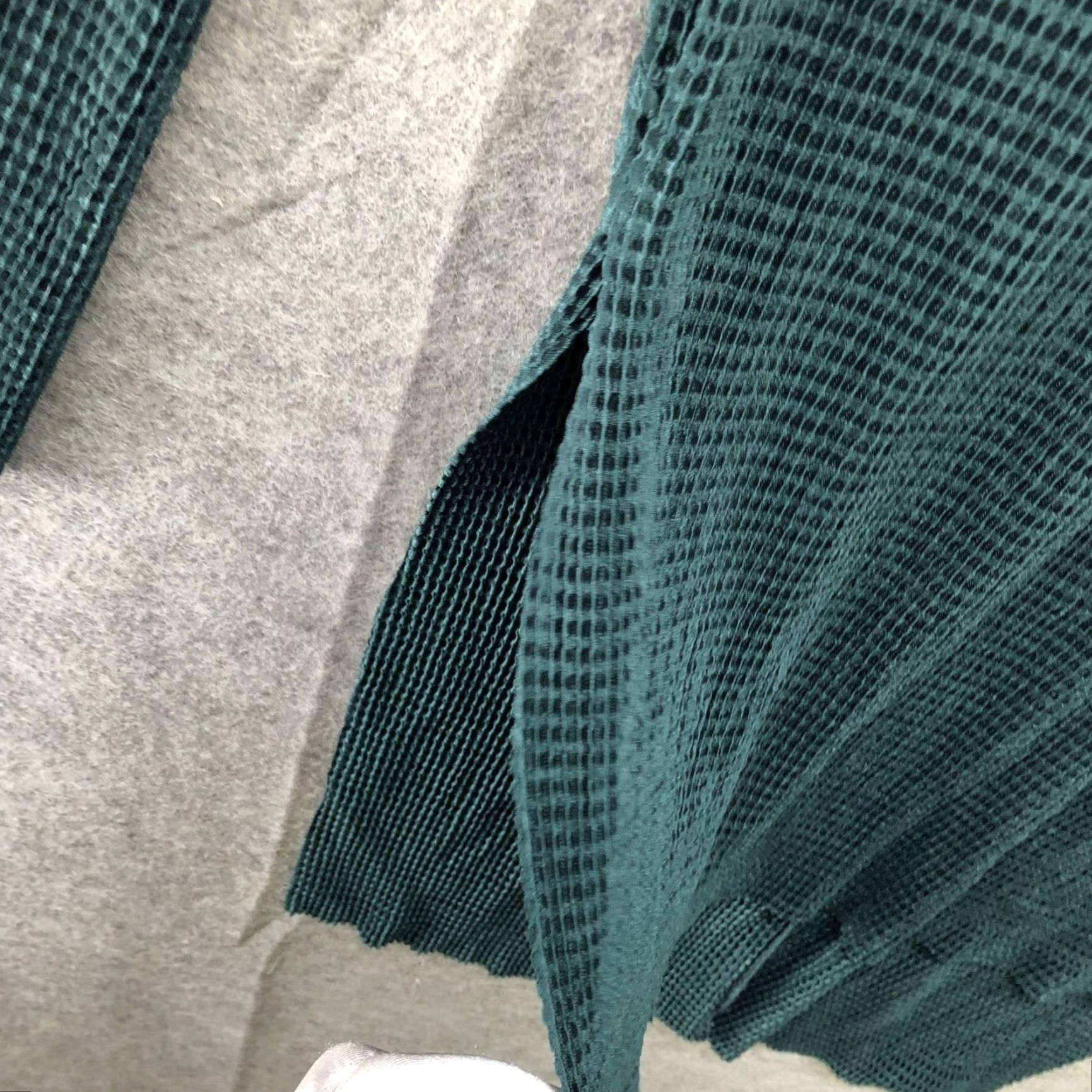 Zara VINTAGE Zara Long Sleeve Tunic Top Womens M Green Slit Sides Waffle Knit Stretchy Size M / US 6-8 / IT 42-44 - 6 Thumbnail